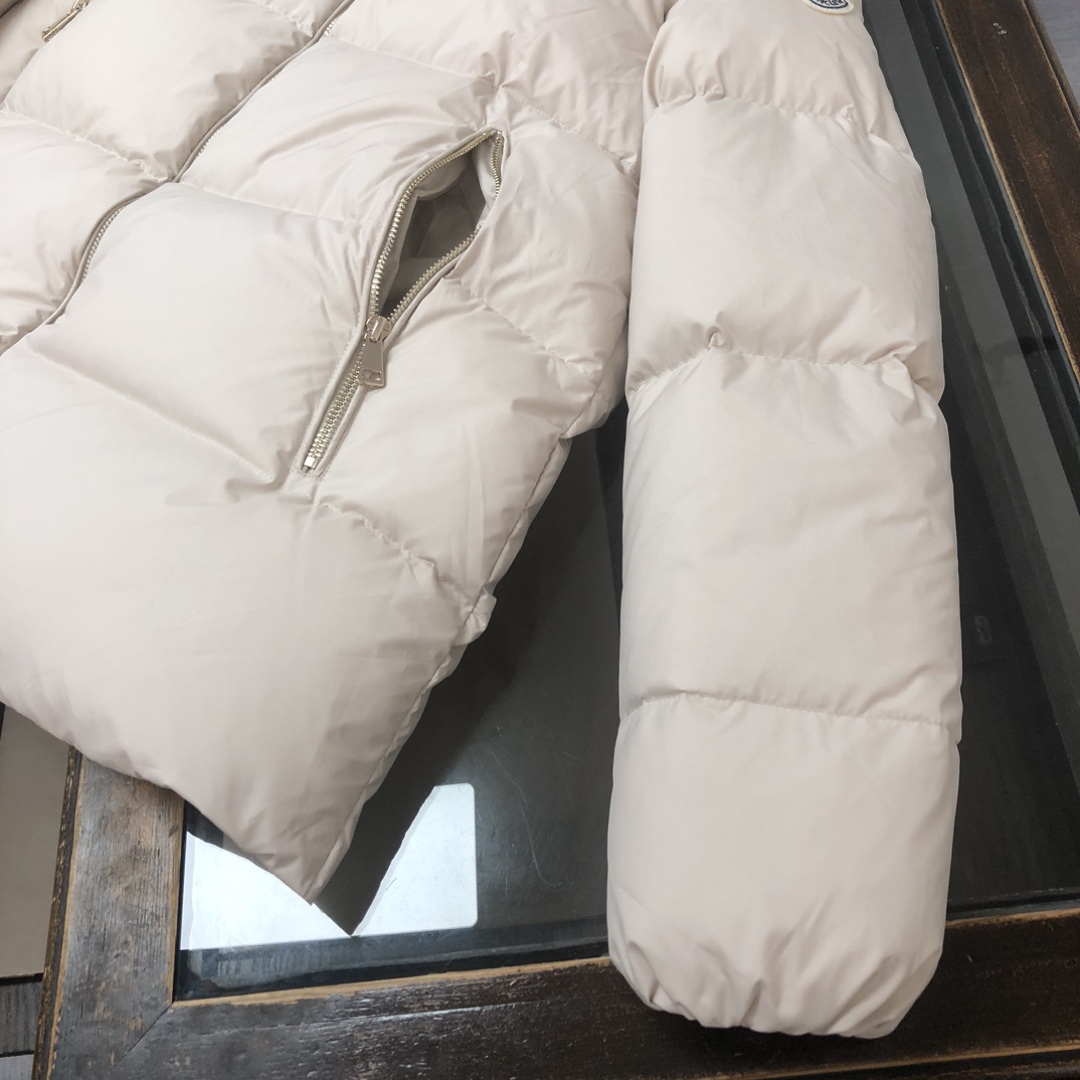 Moncler Female Down Jacket Black Hooded S-m-l-xl