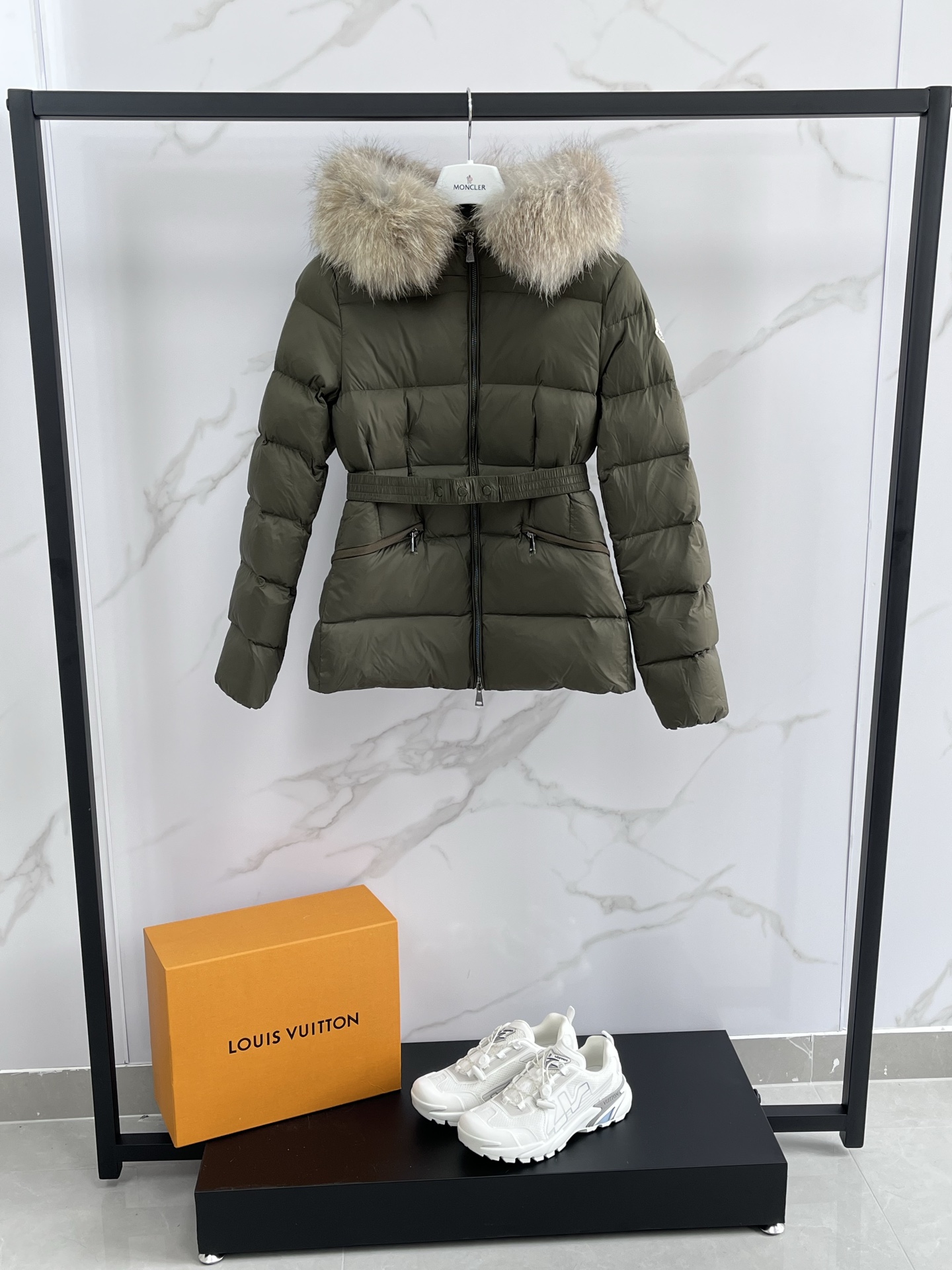Moncler Down Jacket Black Hooded M-l