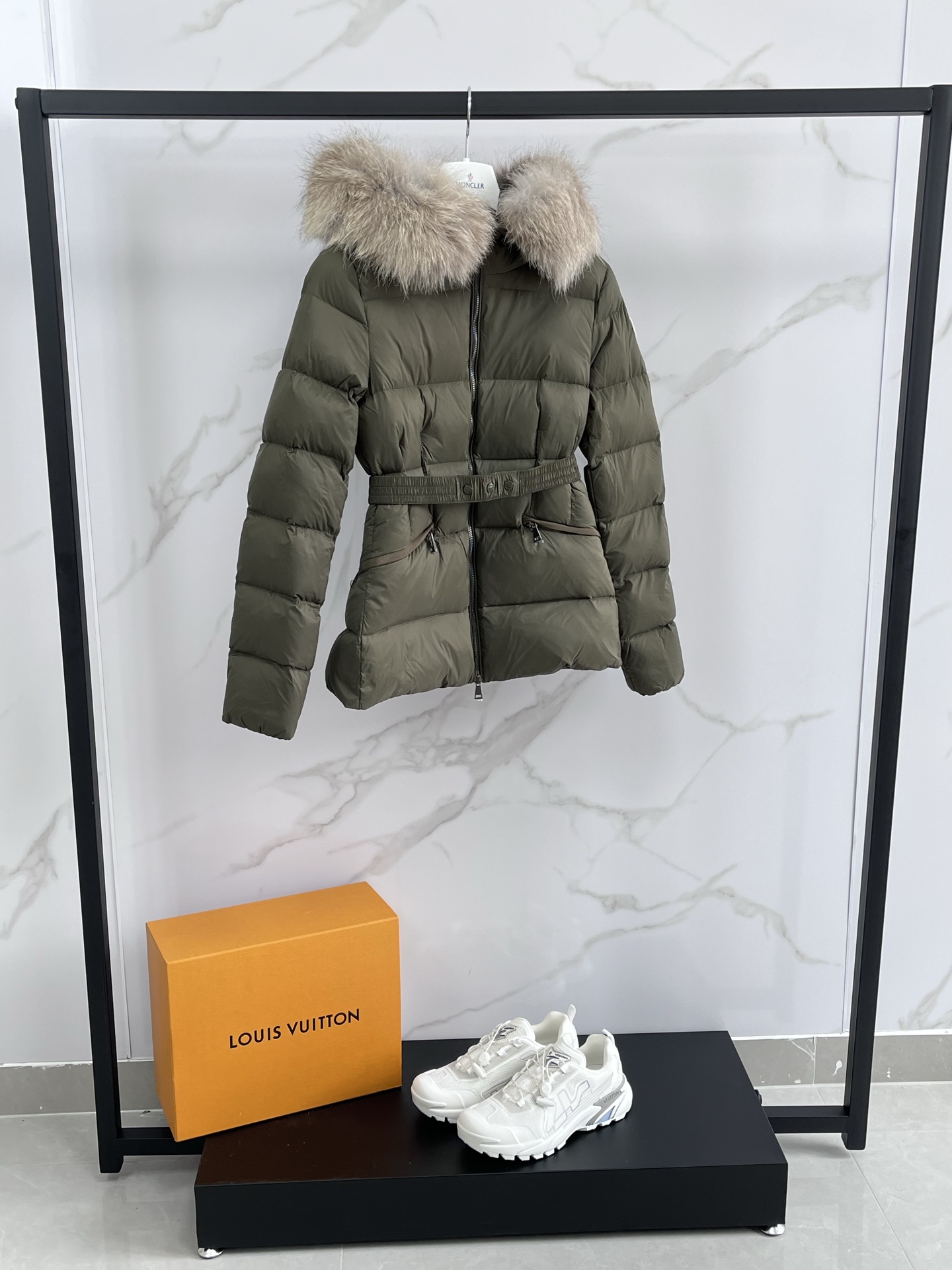 Moncler Down Jacket Black Hooded M-l