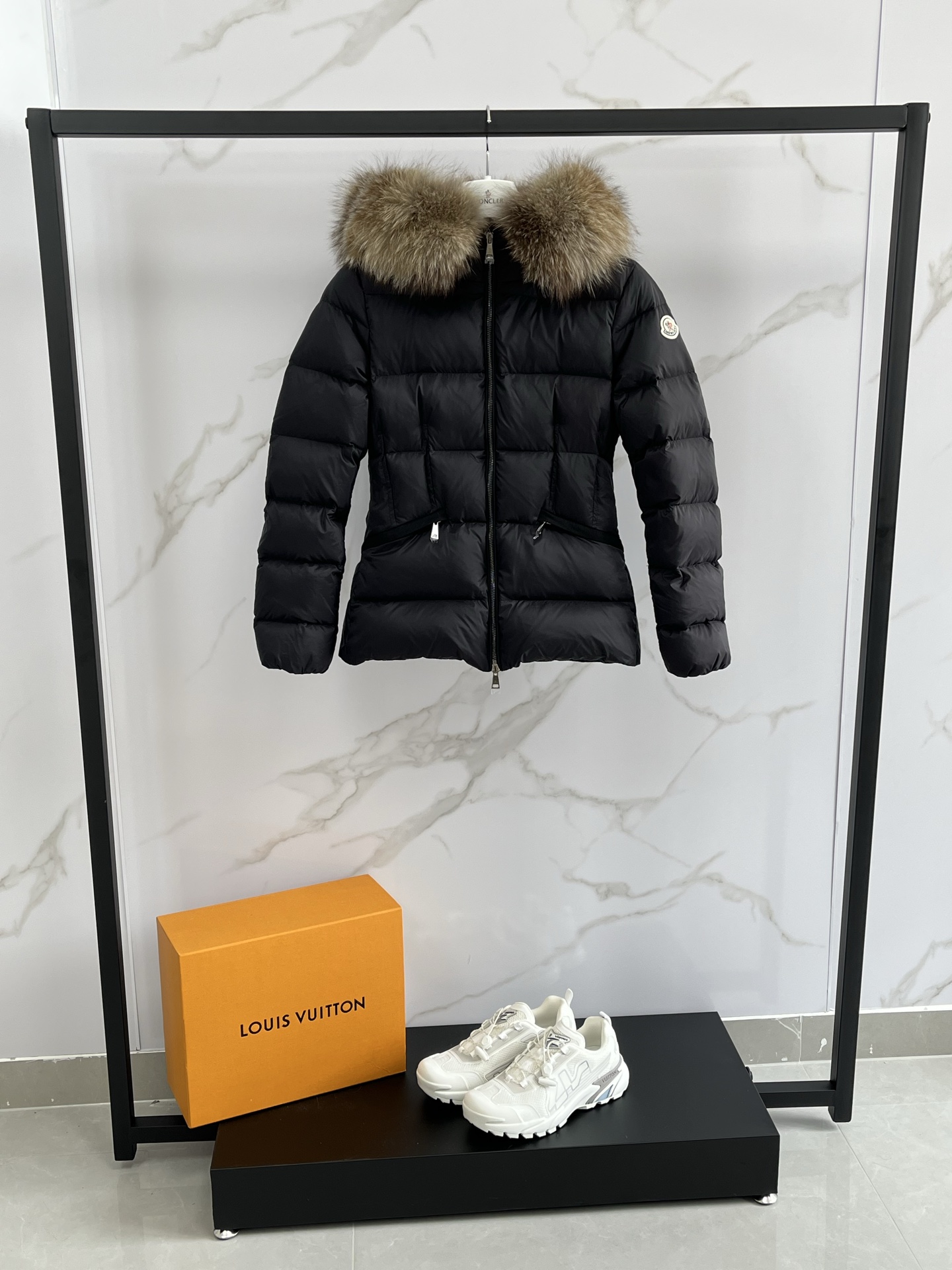 Moncler Down Jacket Black Hooded M-l