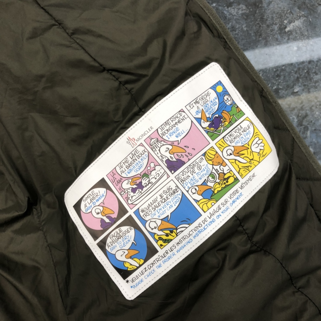 Moncler Down Jacket Black Hooded M-l