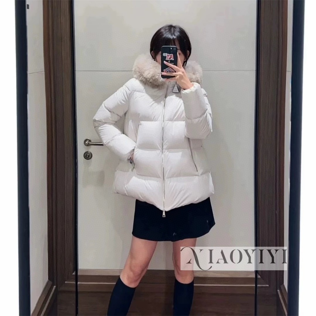 Moncler Female Down Jacket M-l