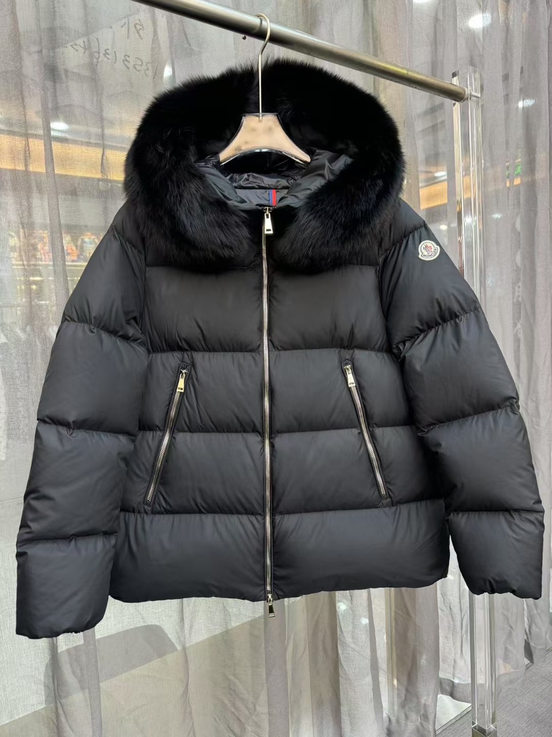 Moncler Female Down Jacket Black M-l-234