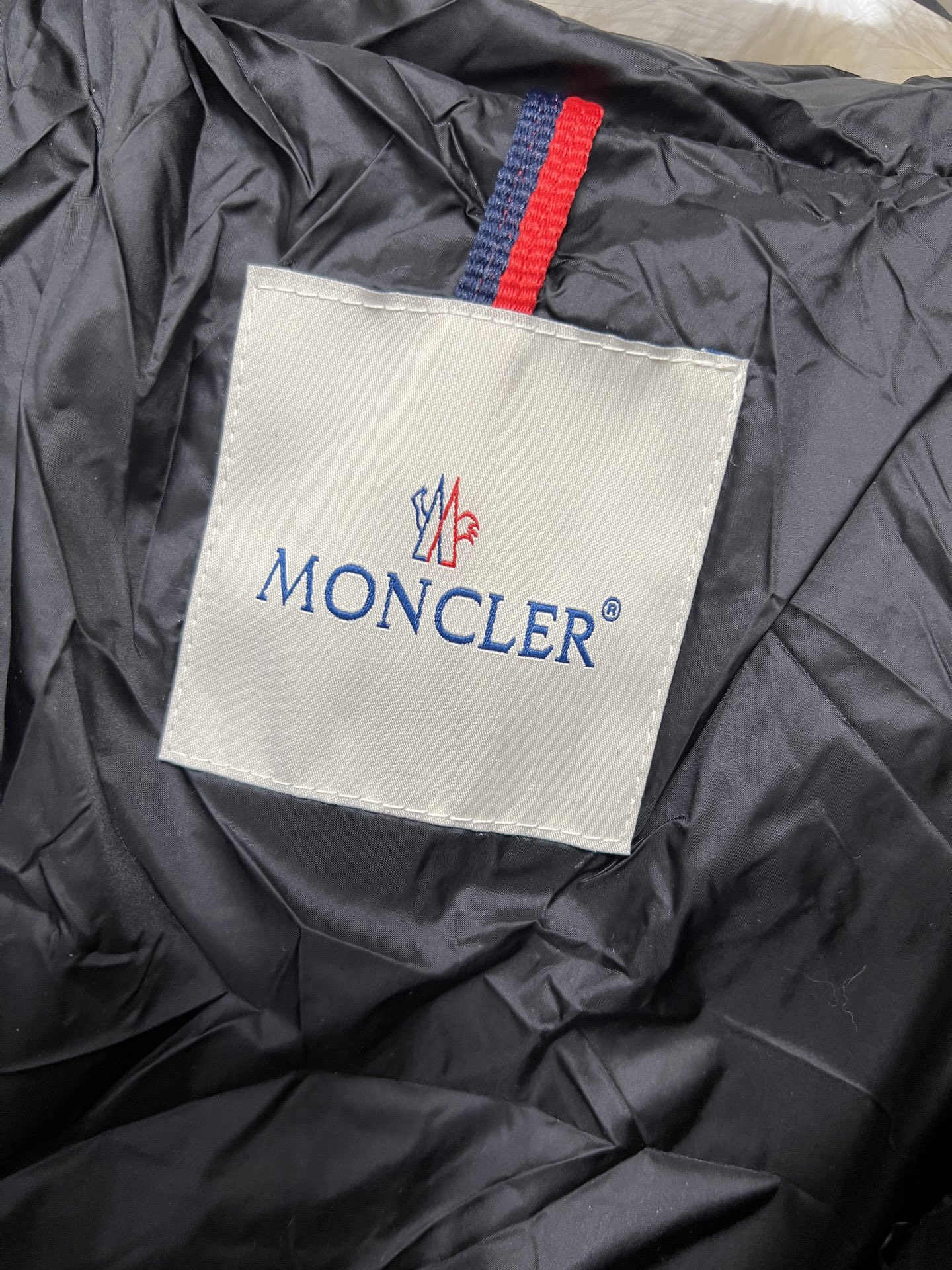 Moncler Down Jacket Hooded M-l