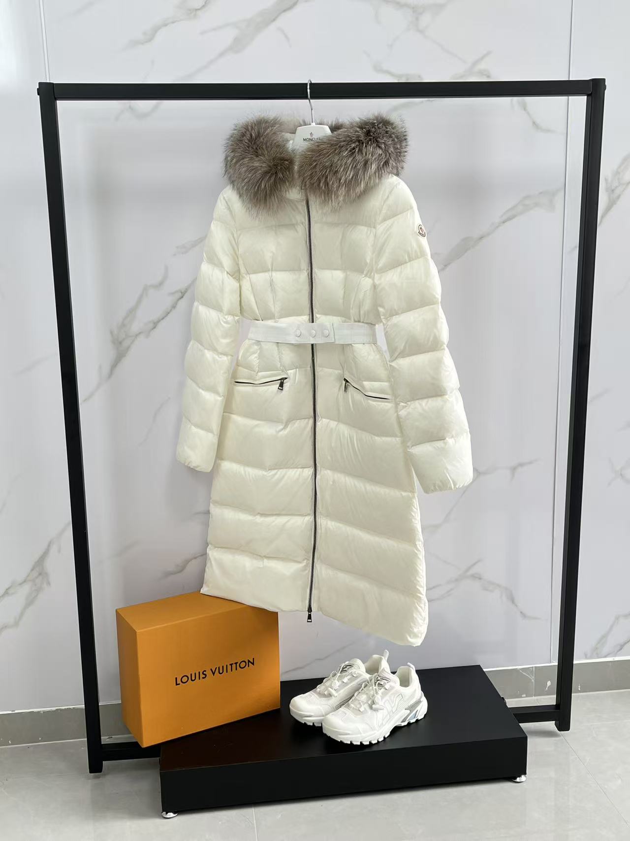 Moncler Down Jacket Black Hooded M-l