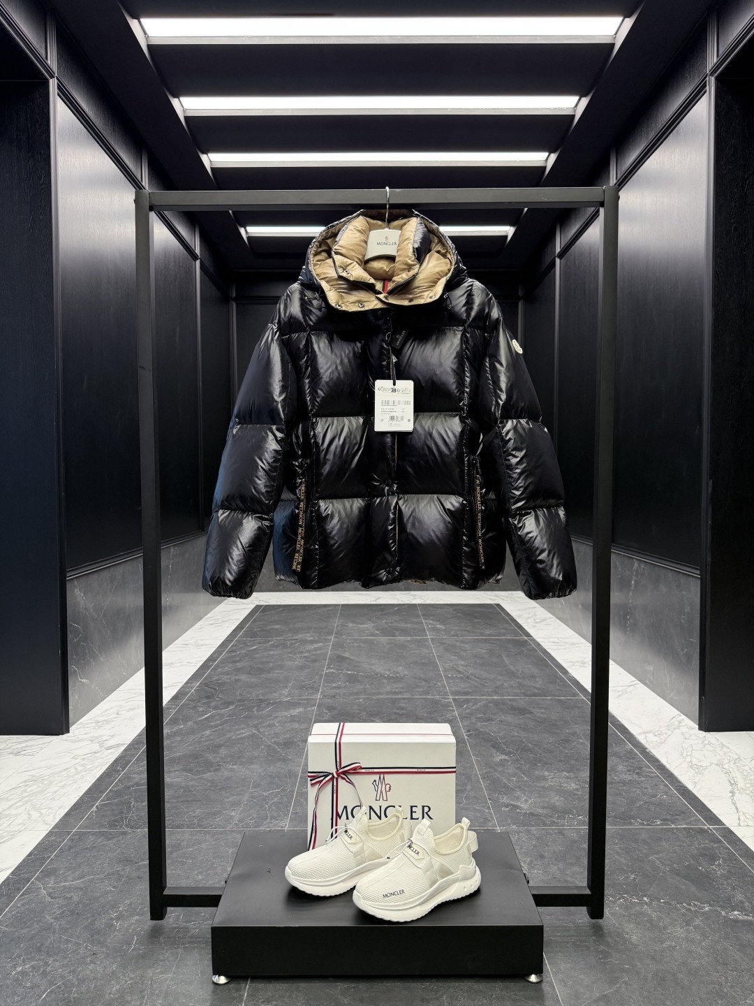 Moncler Down Jacket White Duck Down M-l