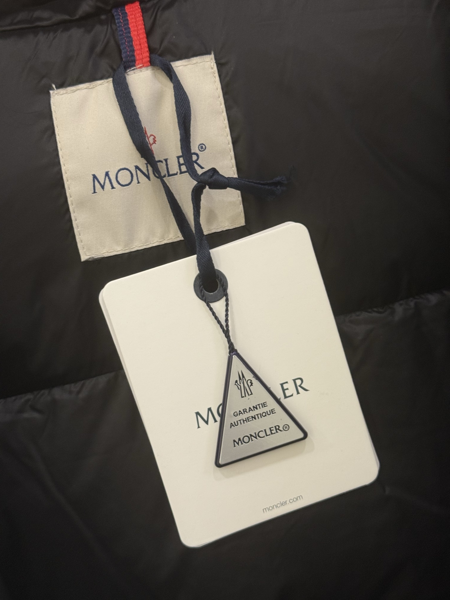 Moncler Female Down Jacket White Duck Down Black Hooded M-l