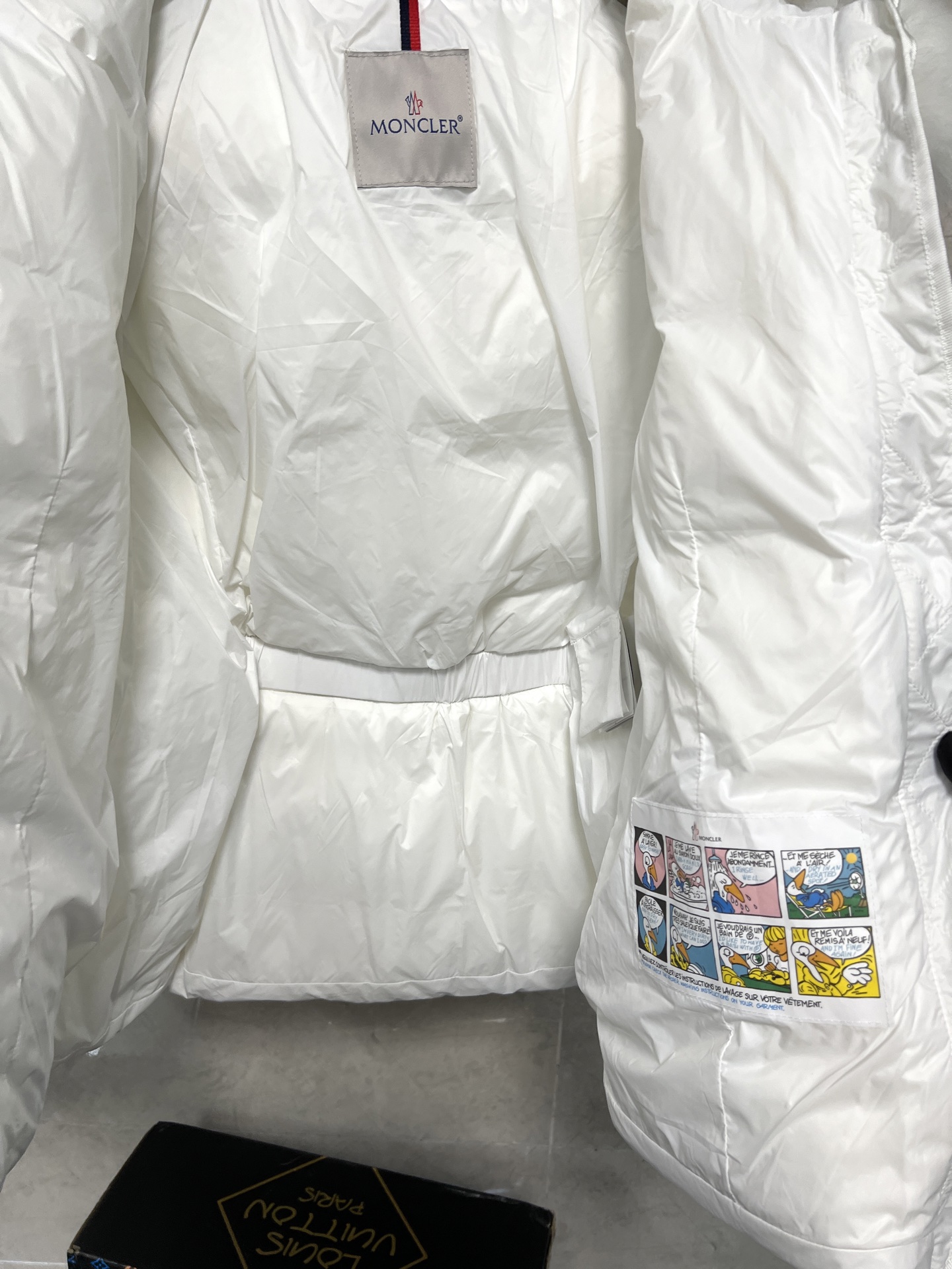 Moncler Down Jacket Hooded M-l