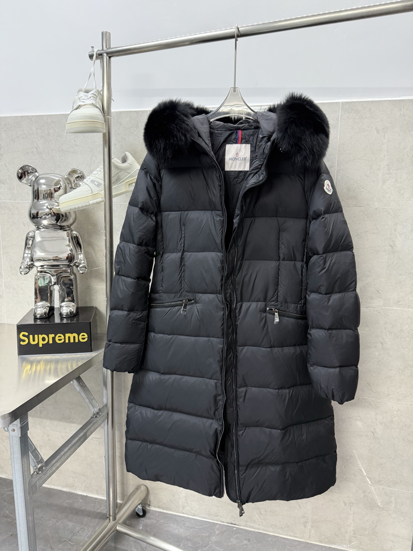 Moncler Female Basic Clothing Wool M-l