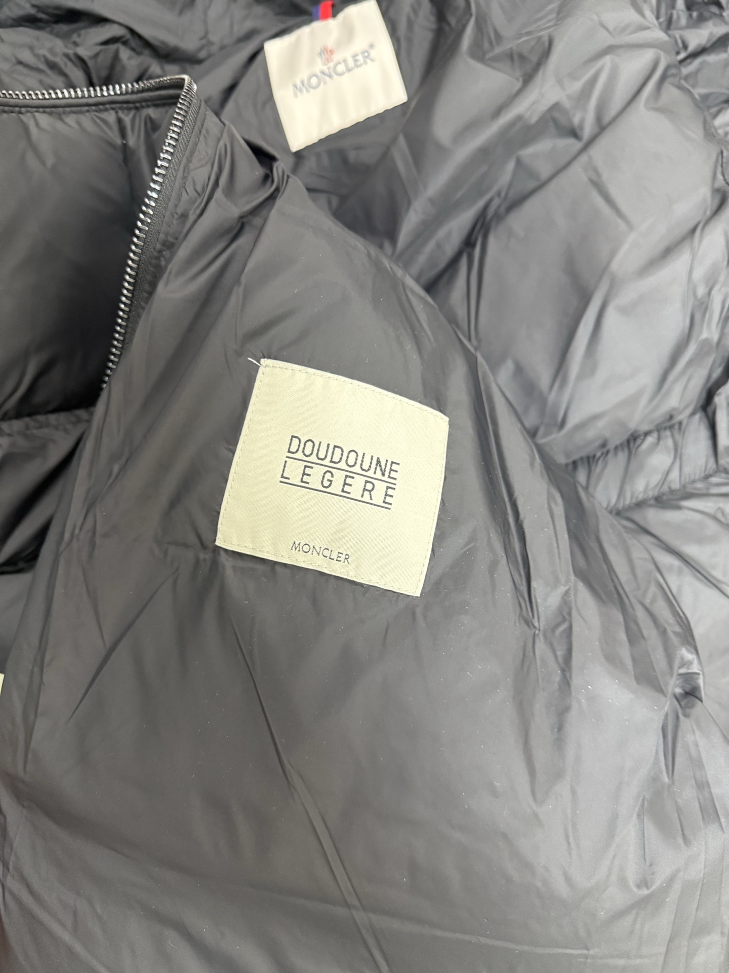 Moncler Female Down Jacket Black Slim Fit M-l