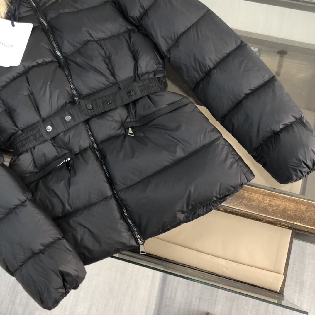 Moncler Female Down Jacket Black Hooded M-l