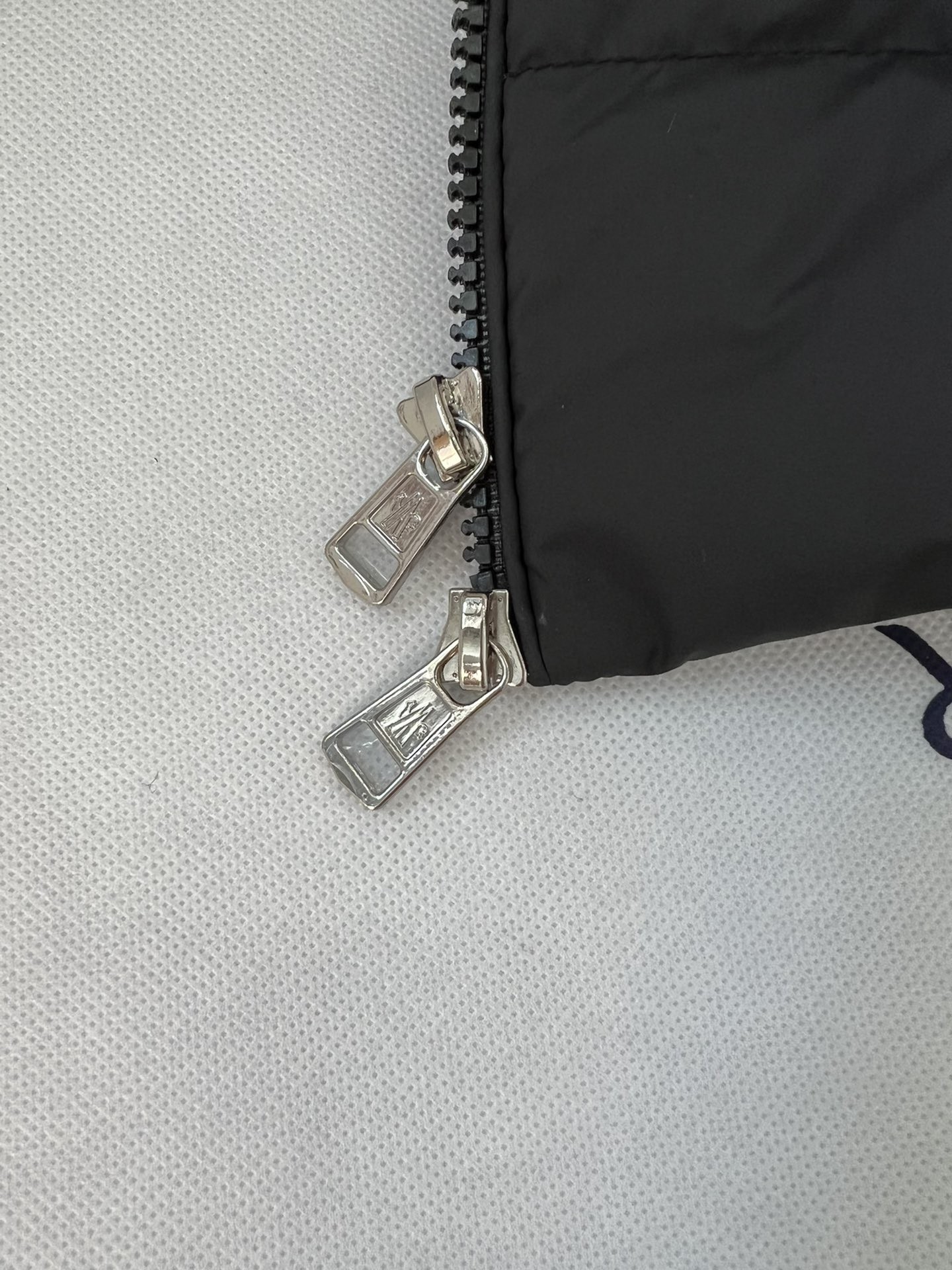 Moncler Down Jacket Knitted White M-l