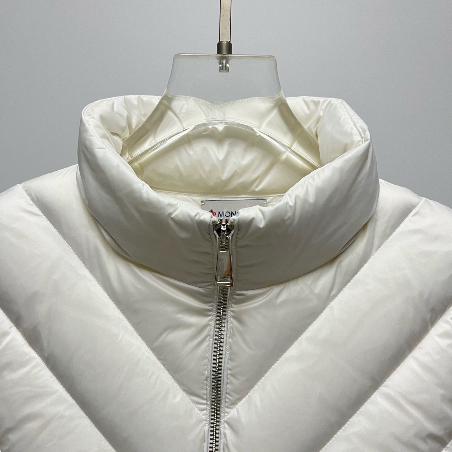 Moncler Female Down Jacket Wool White S-m-l