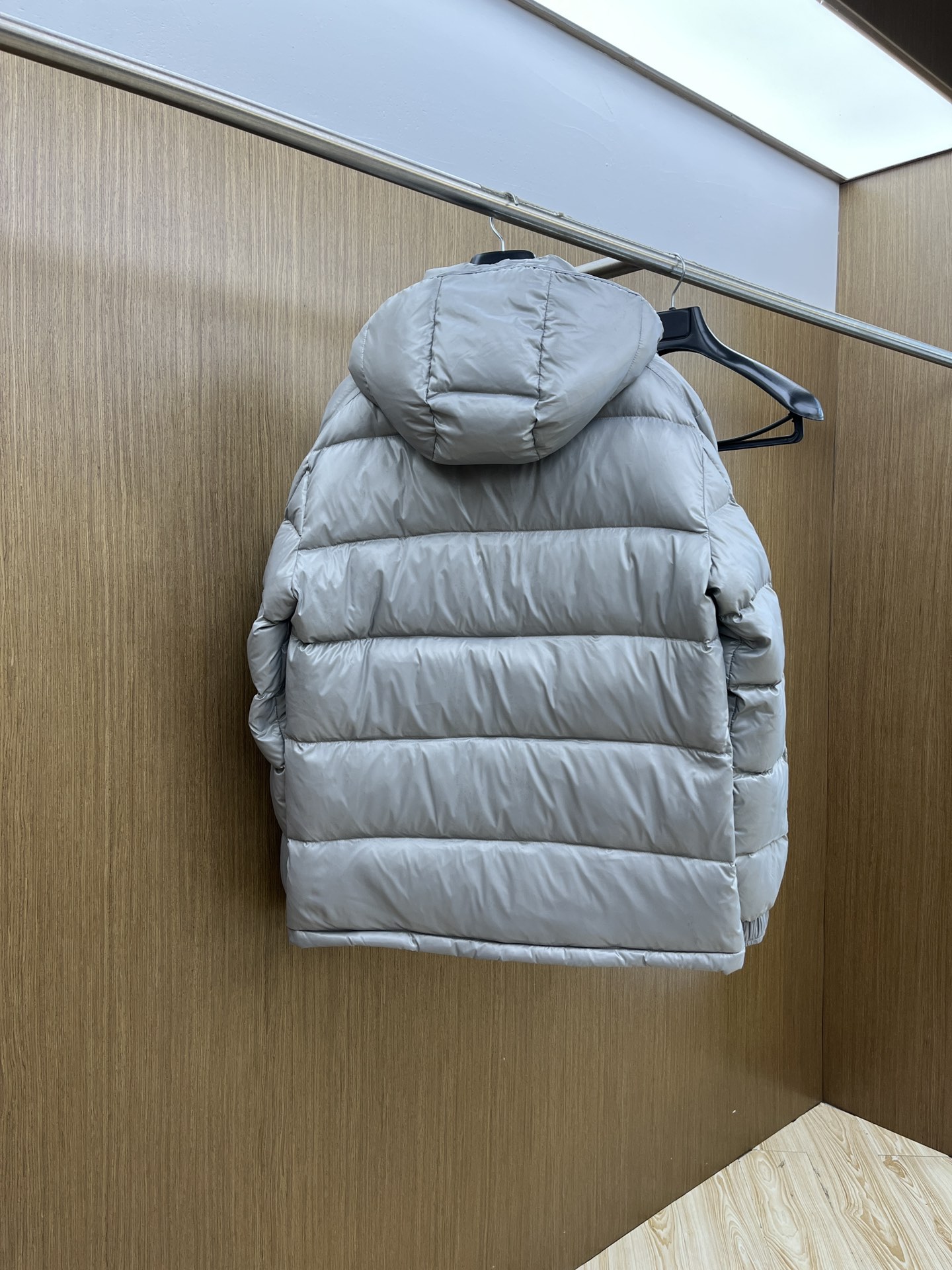 Moncler Couple Down Jacket White Duck Down M-l
