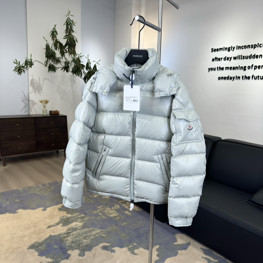Moncler Down Jacket Goose Down Black M-l
