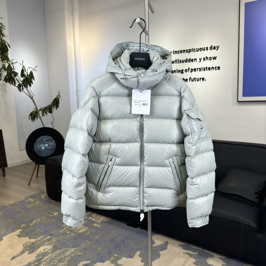 Moncler Down Jacket Goose Down Black M-l