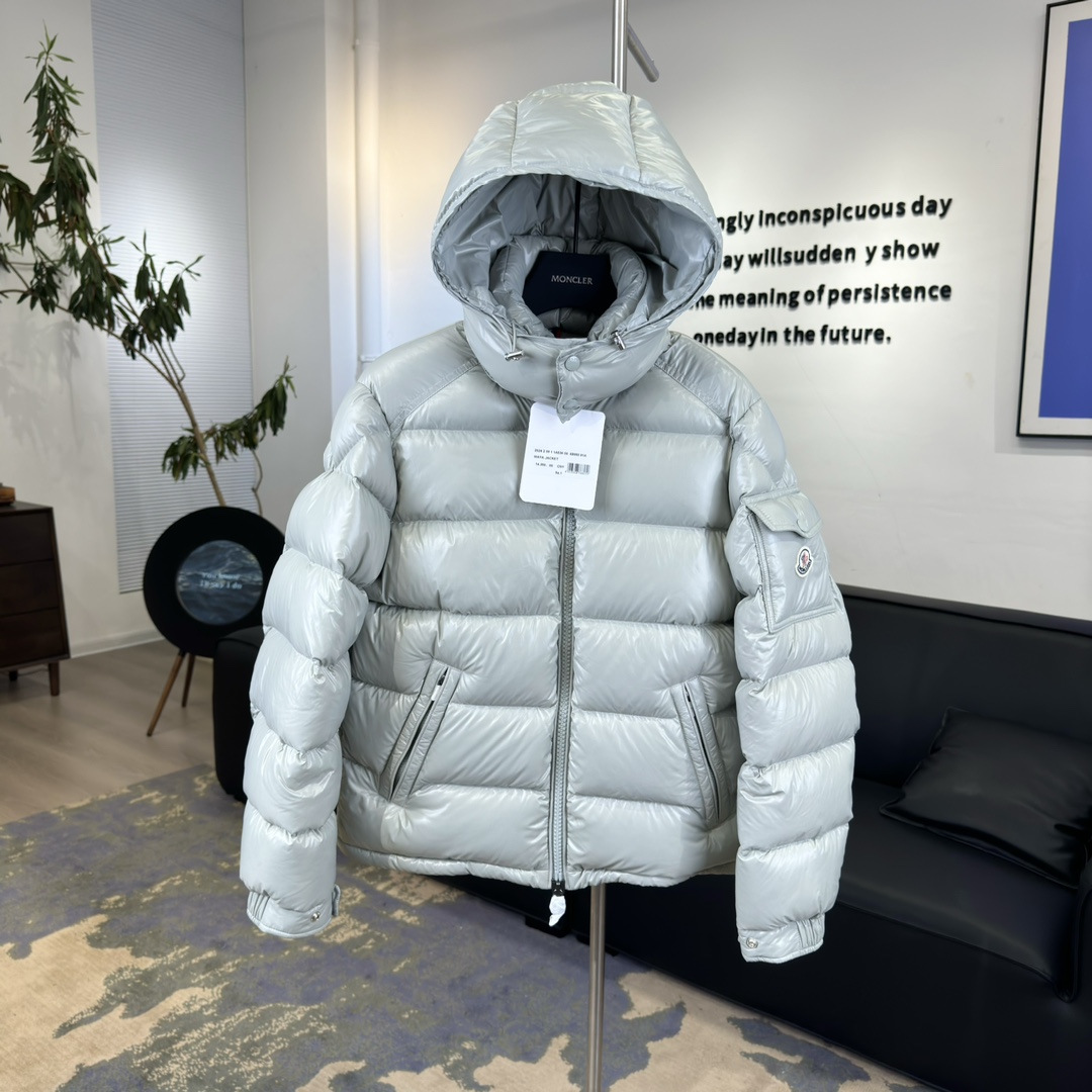 Moncler Down Jacket Goose Down Black M-l
