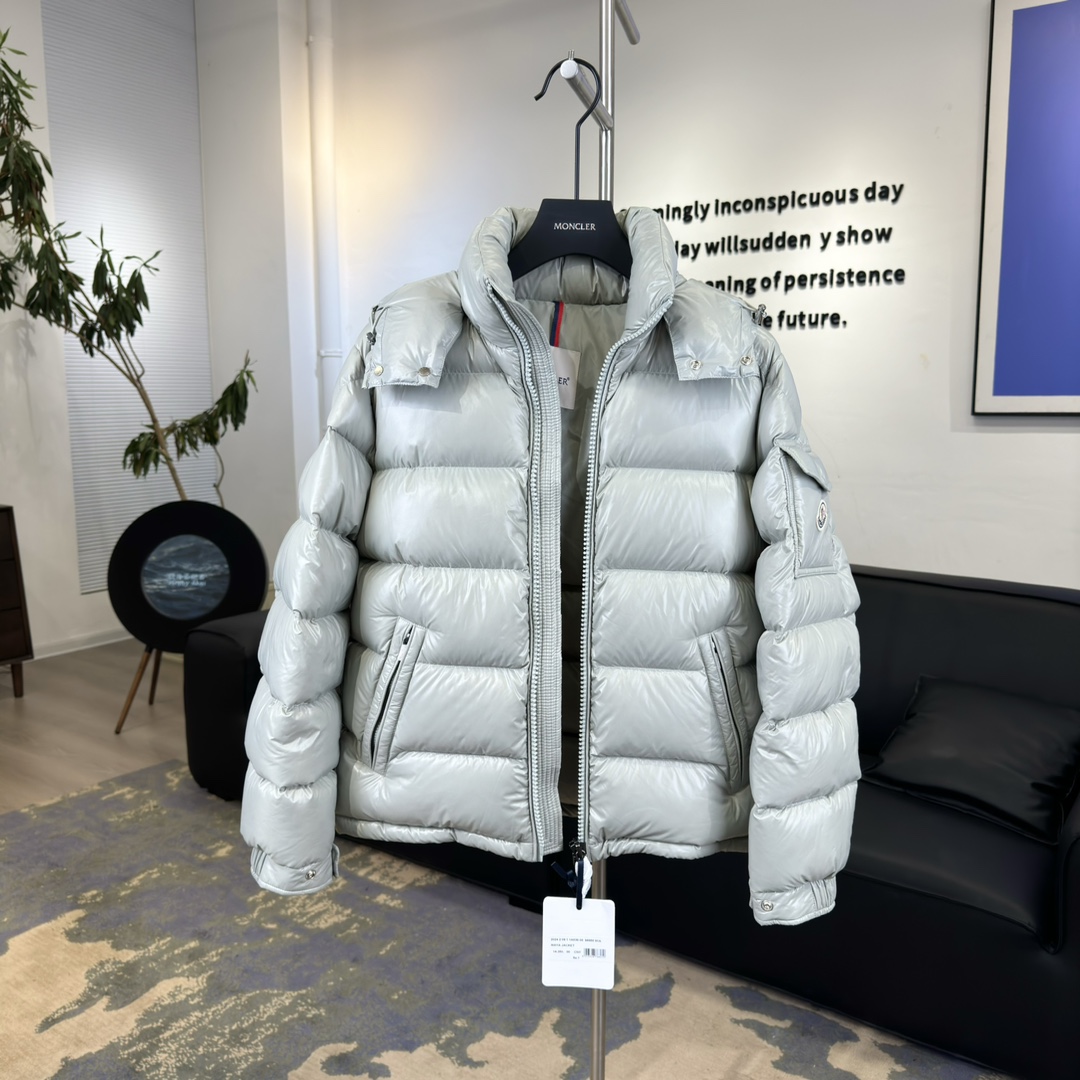Moncler Down Jacket Goose Down Black M-l