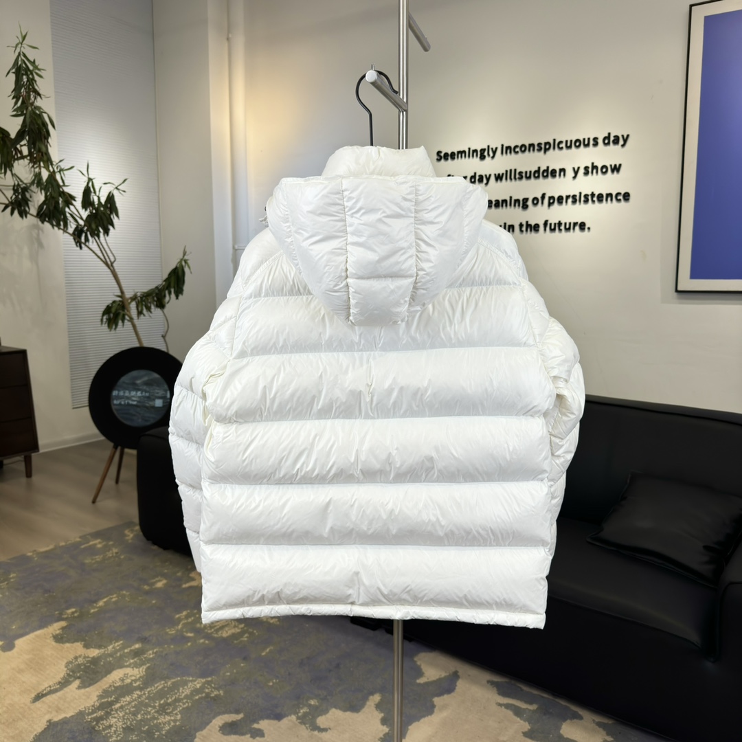 Moncler Down Jacket Goose Down Black M-l