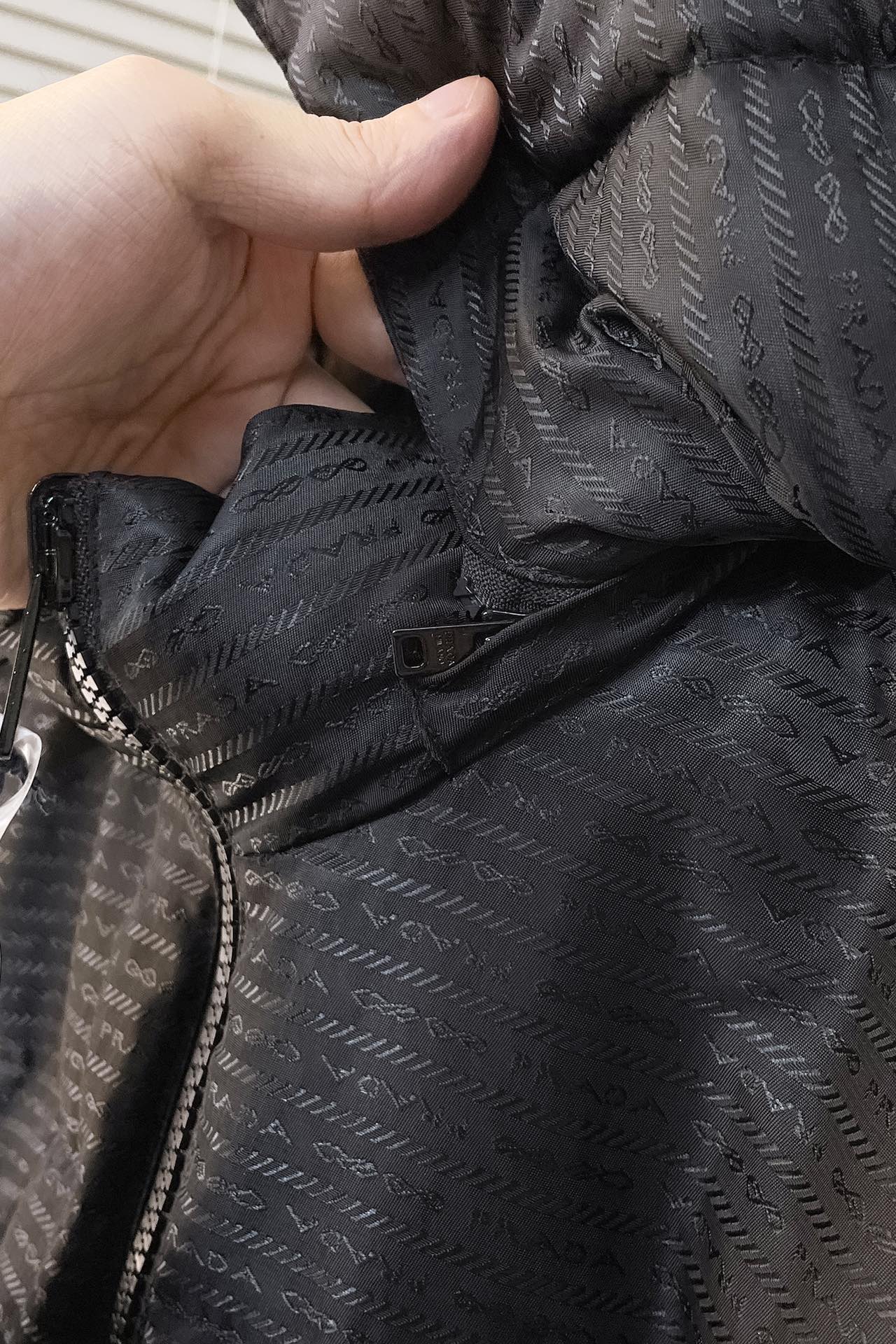 Prada Couple Down Jacket Goose Down M-l-xl