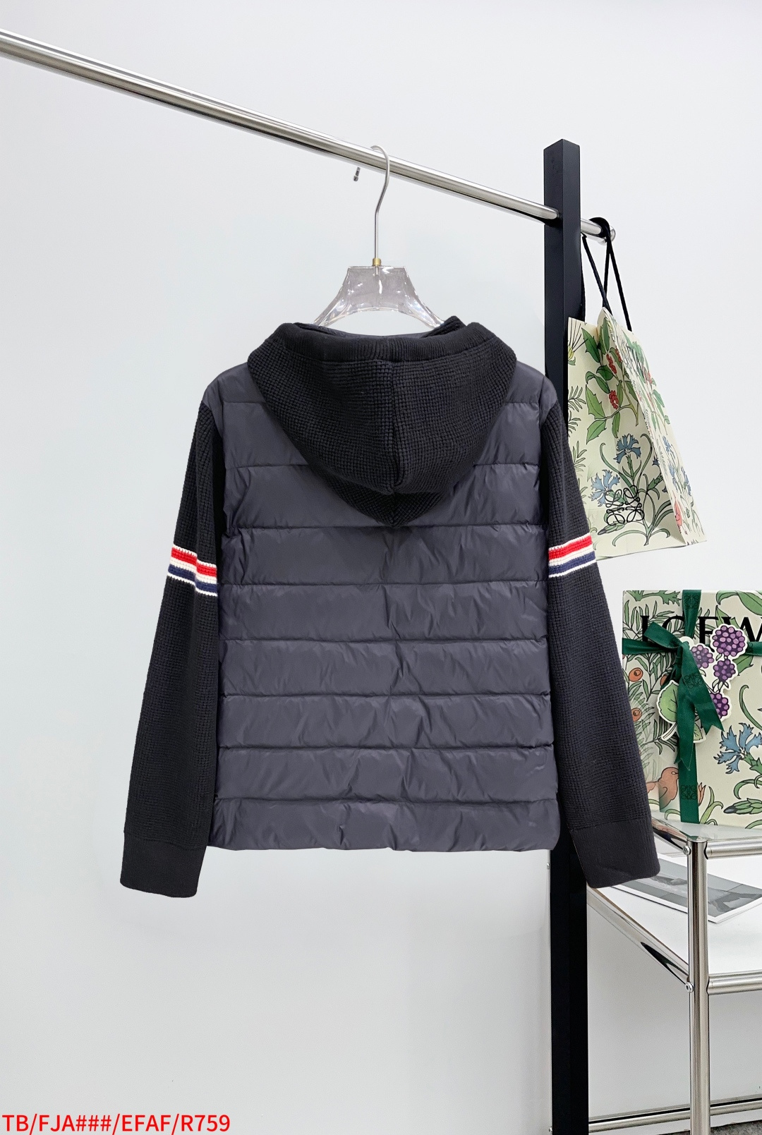 Thom Browne Female Down Jacket Knitted Slim Fit M-xl