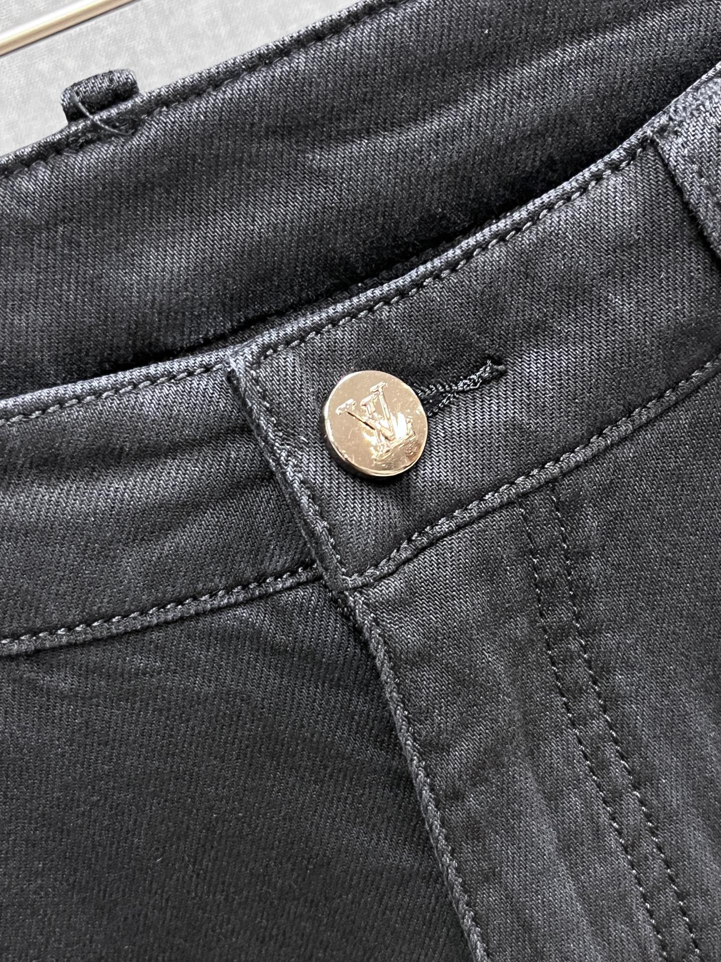 Louis Vuitton Jeans L