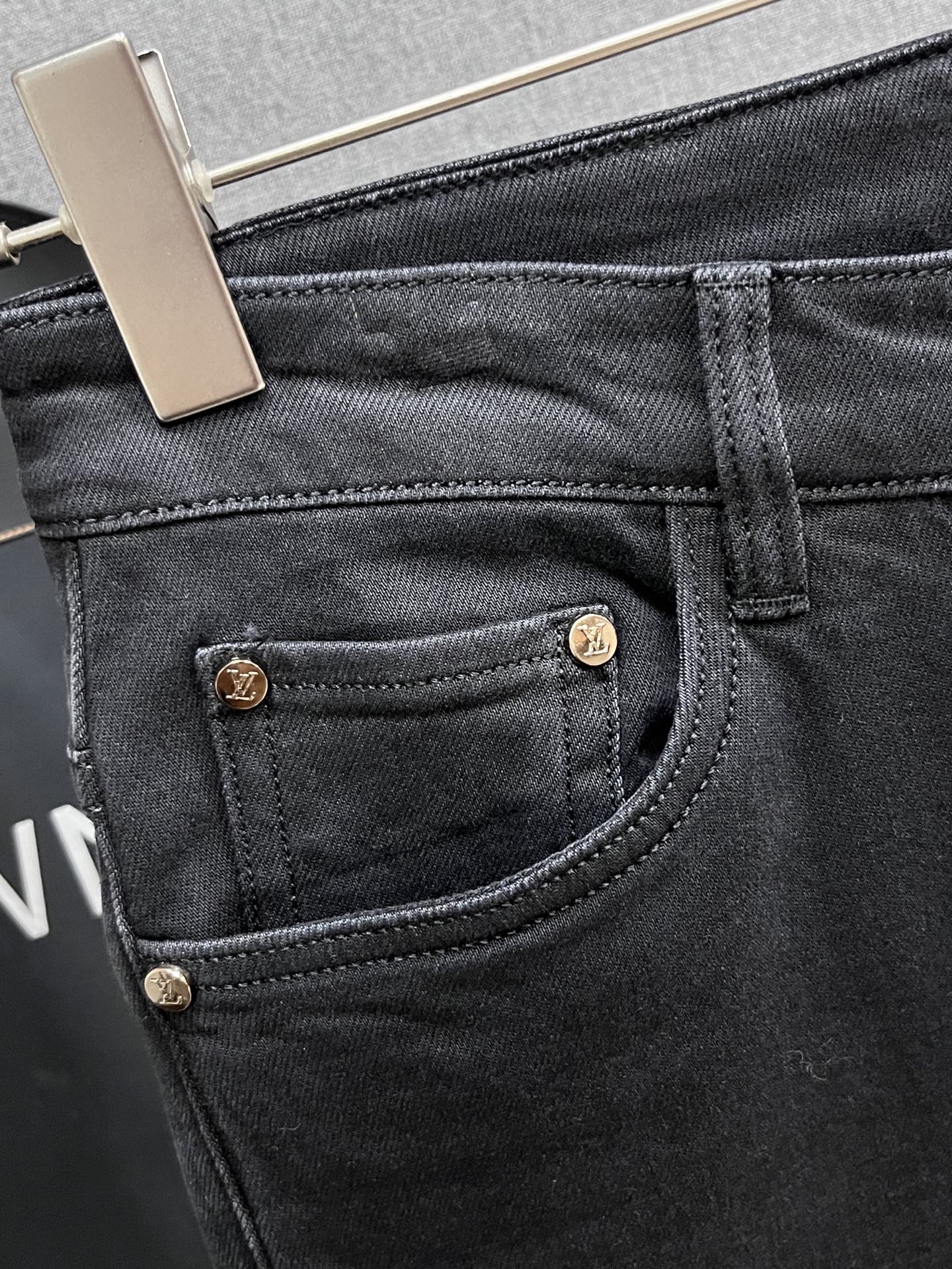 Louis Vuitton Jeans L