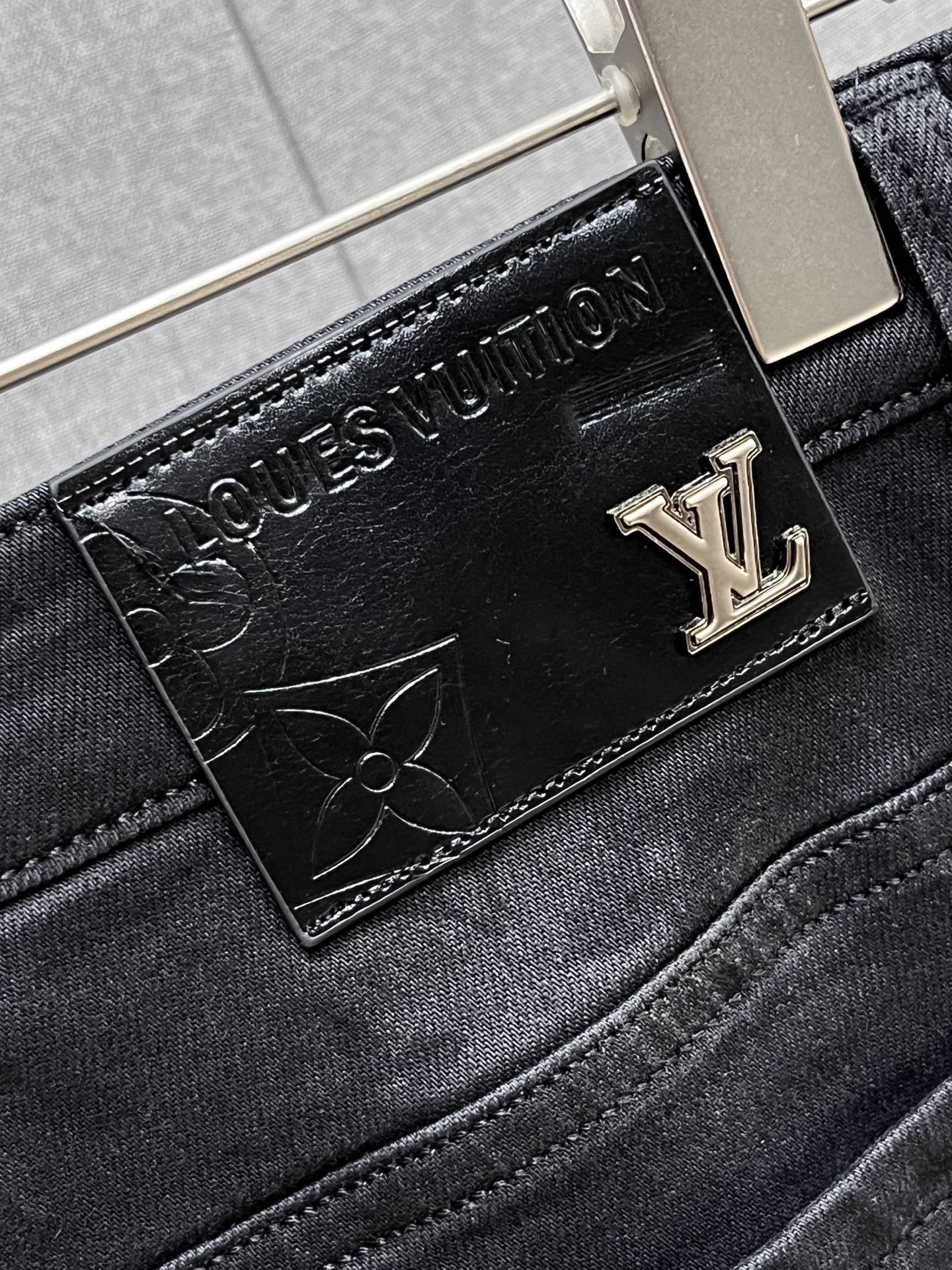 Louis Vuitton Jeans L