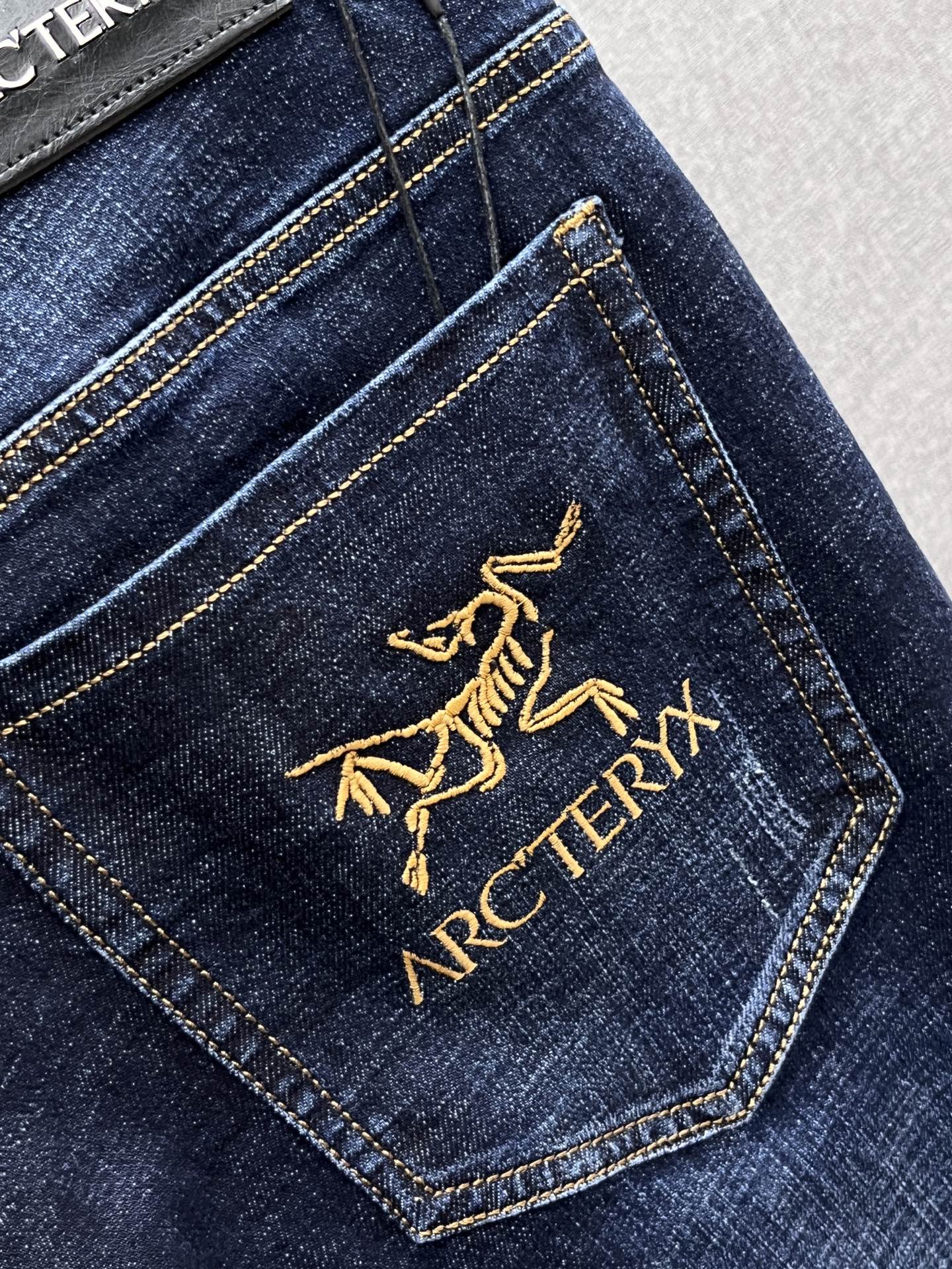 Arcteryx Jeans L