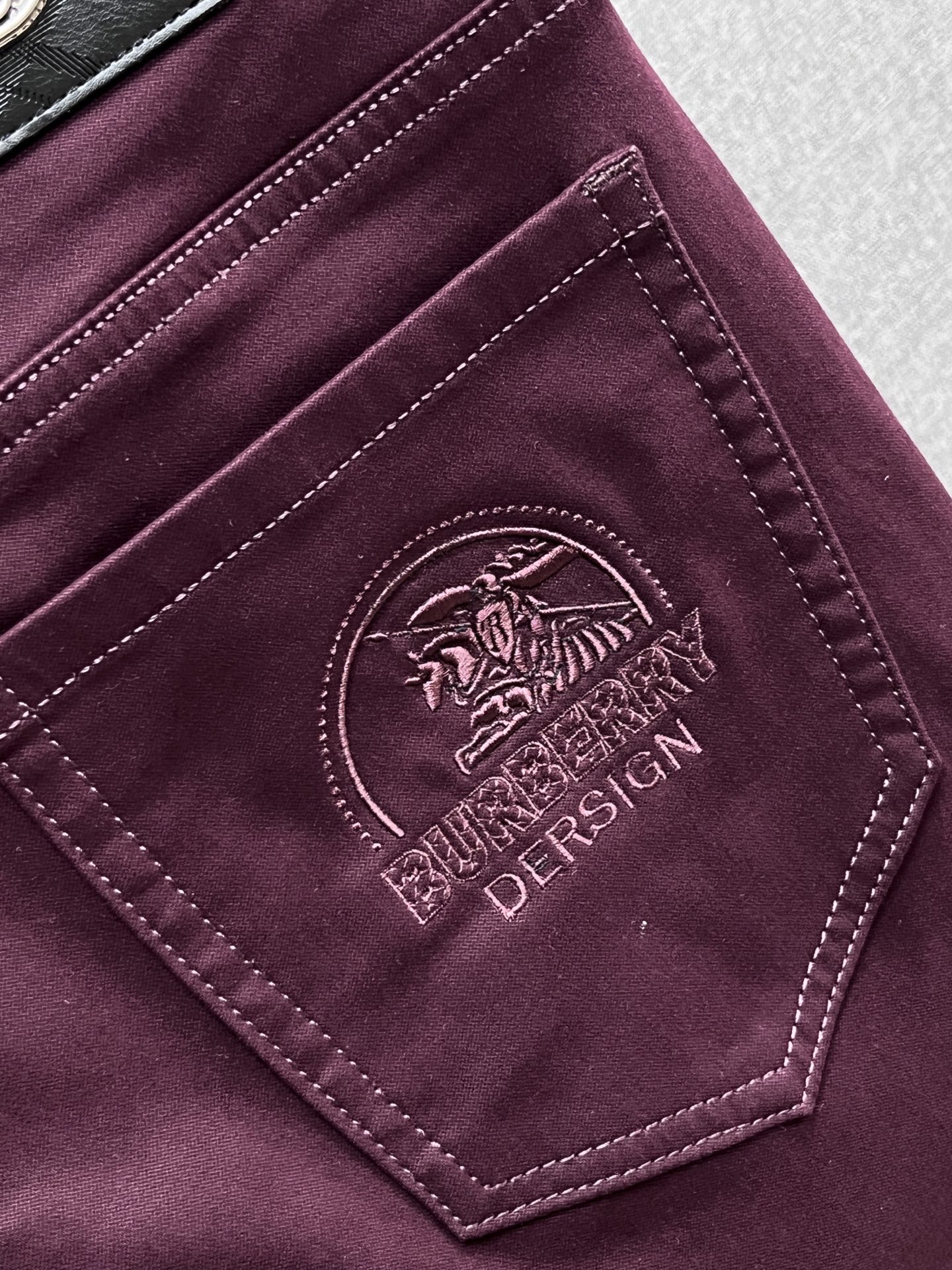 Burberry Basic Clothing L