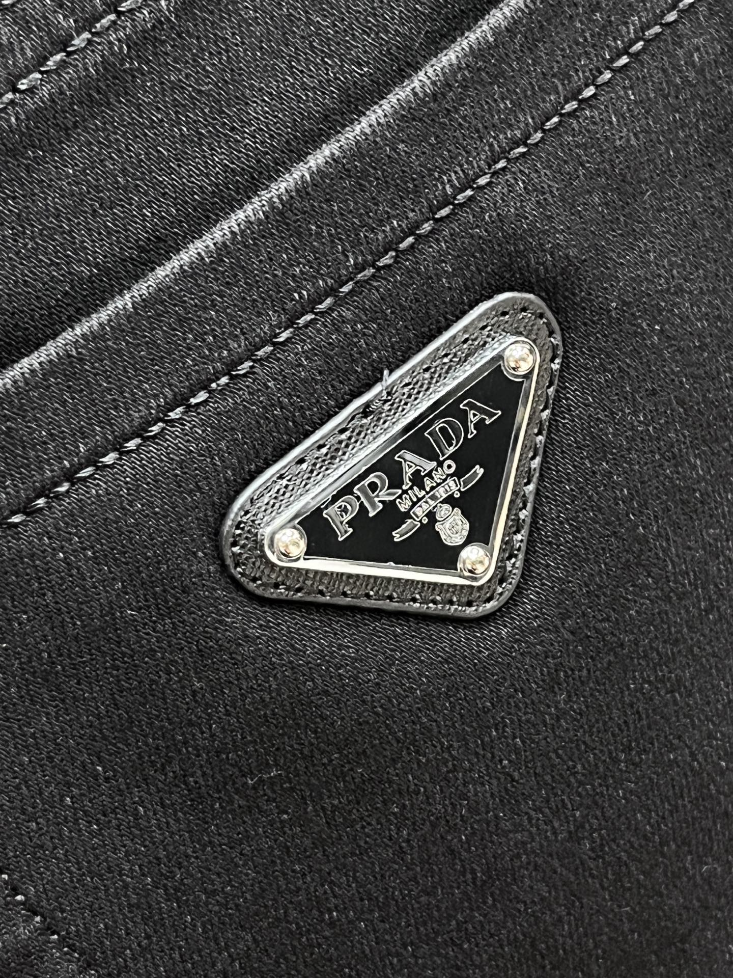 Prada Jeans L
