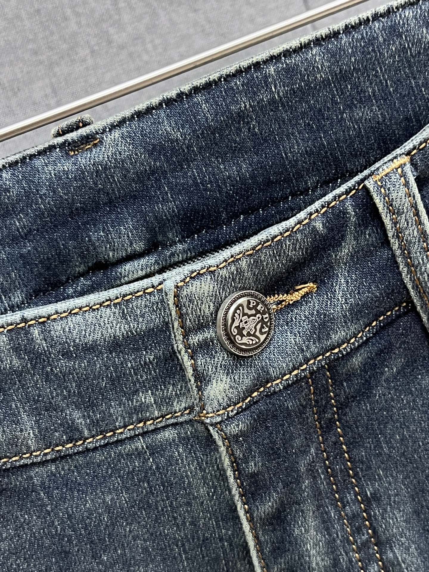 Prada Jeans L
