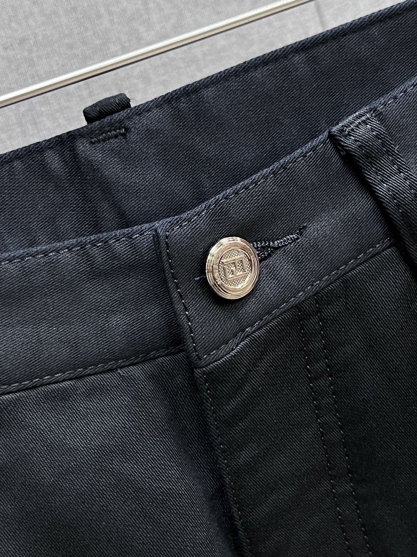 Fendi Basic Clothing L