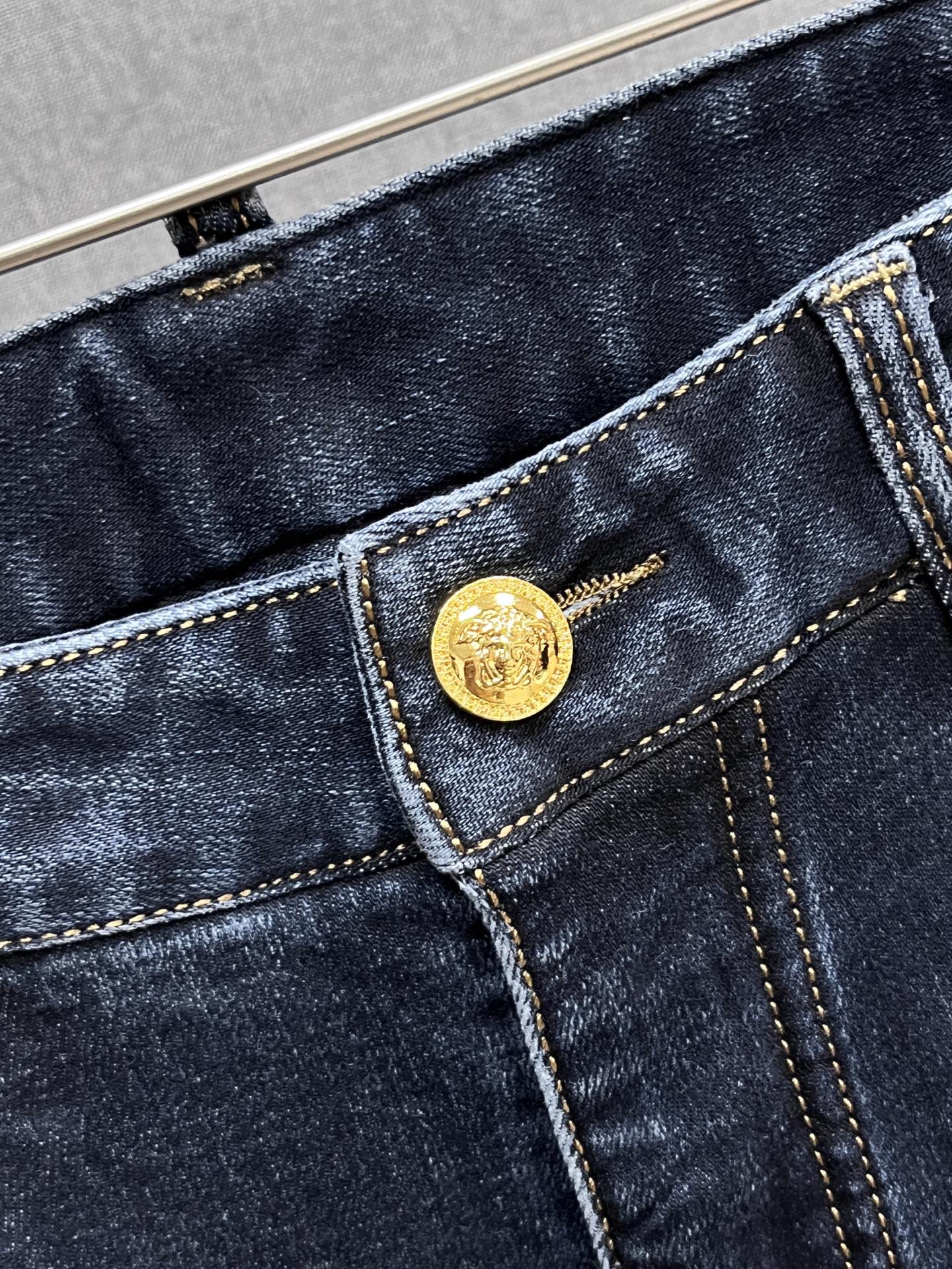 Versace Jeans L