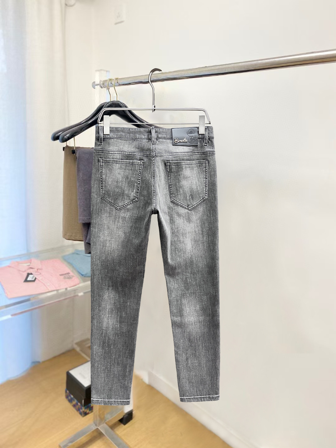Moncler Jeans M-l