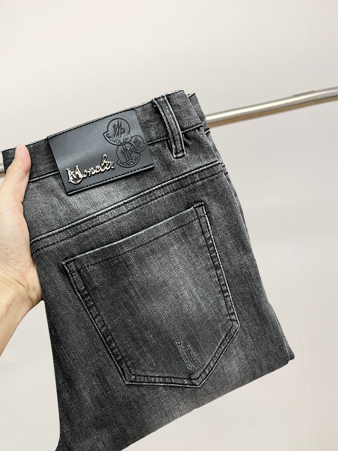 Moncler Jeans M-l