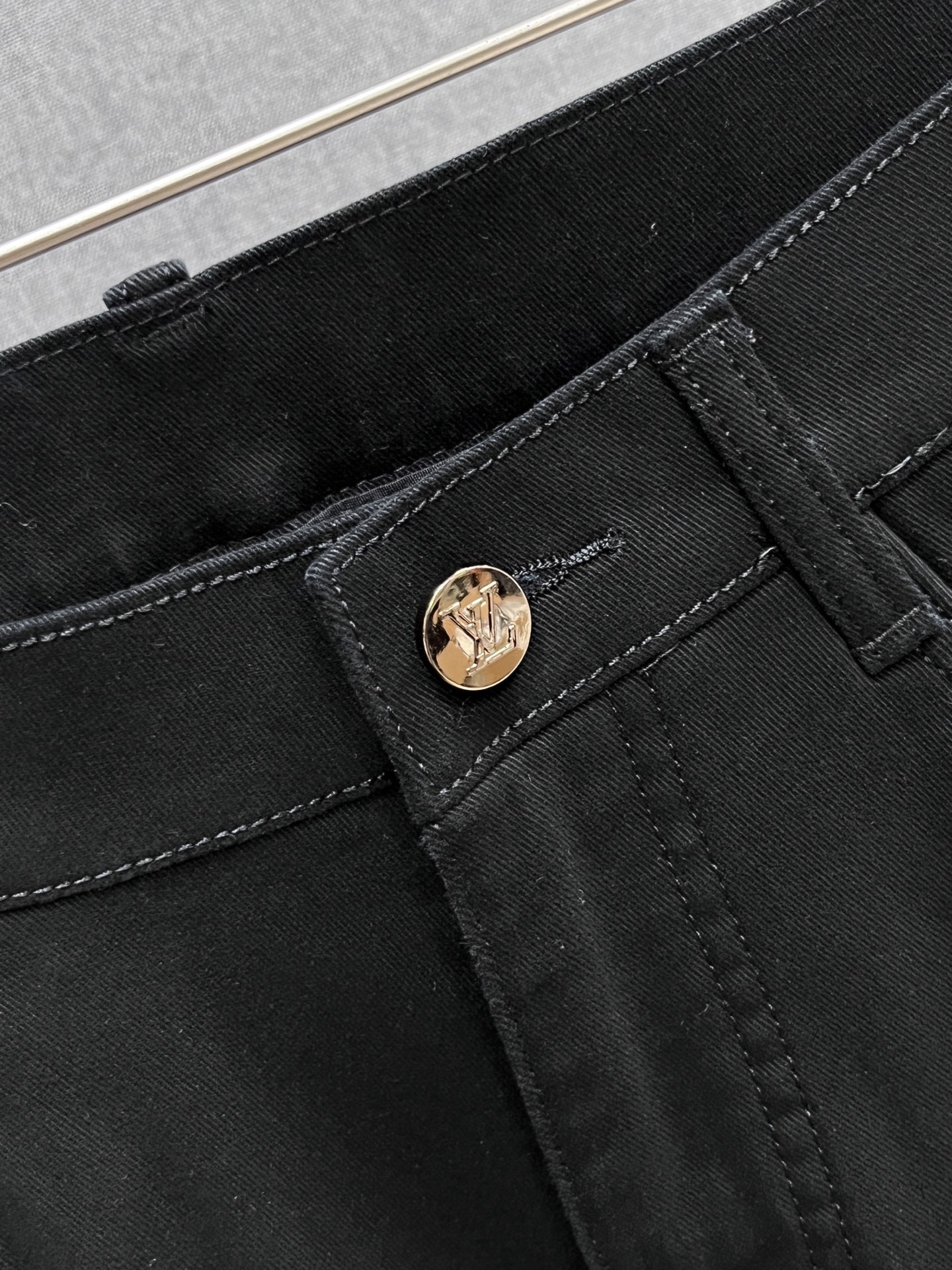 Louis Vuitton Basic Clothing Cotton L
