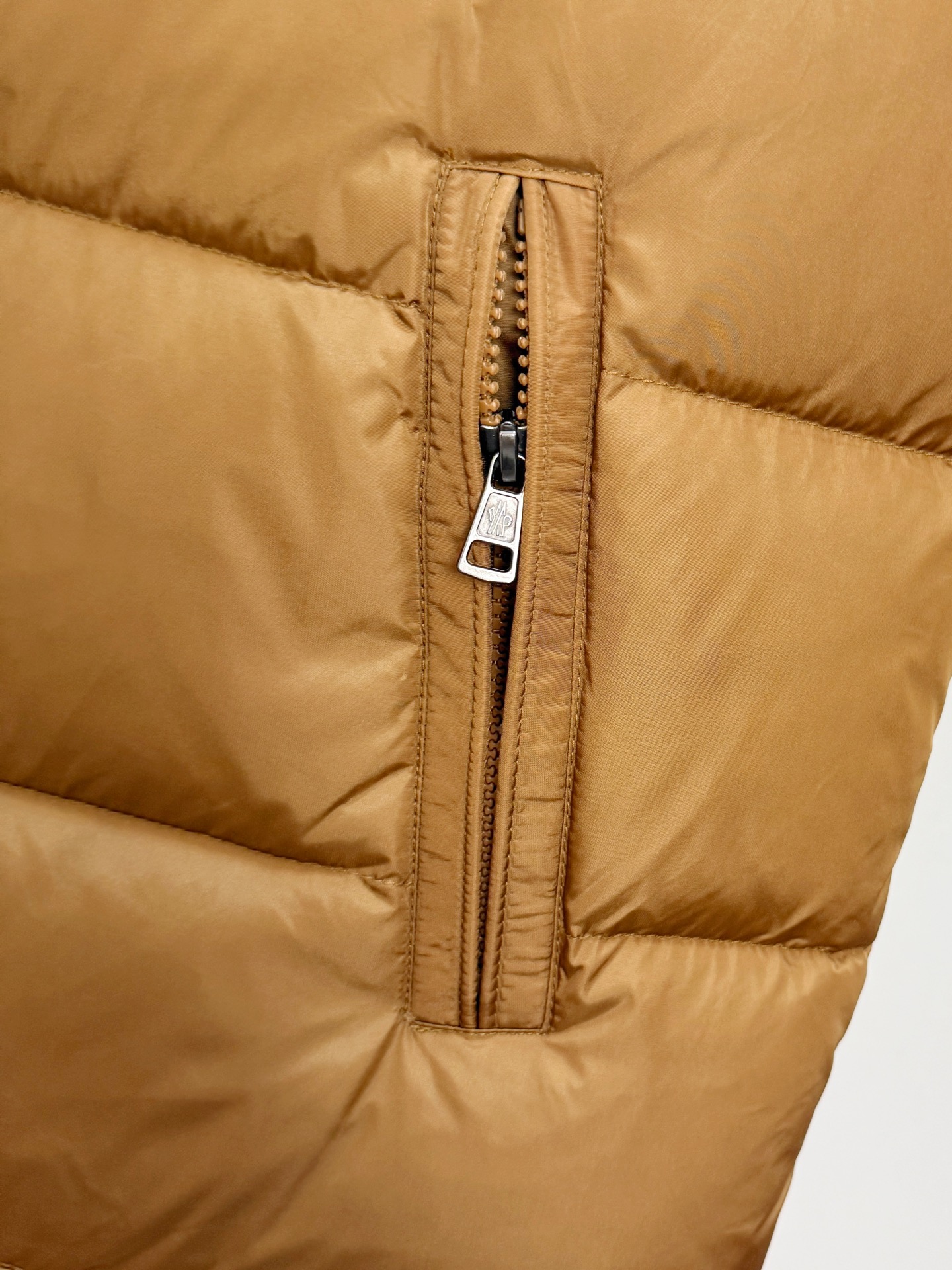 Moncler Couple Down Jacket Goose Down S-m-l