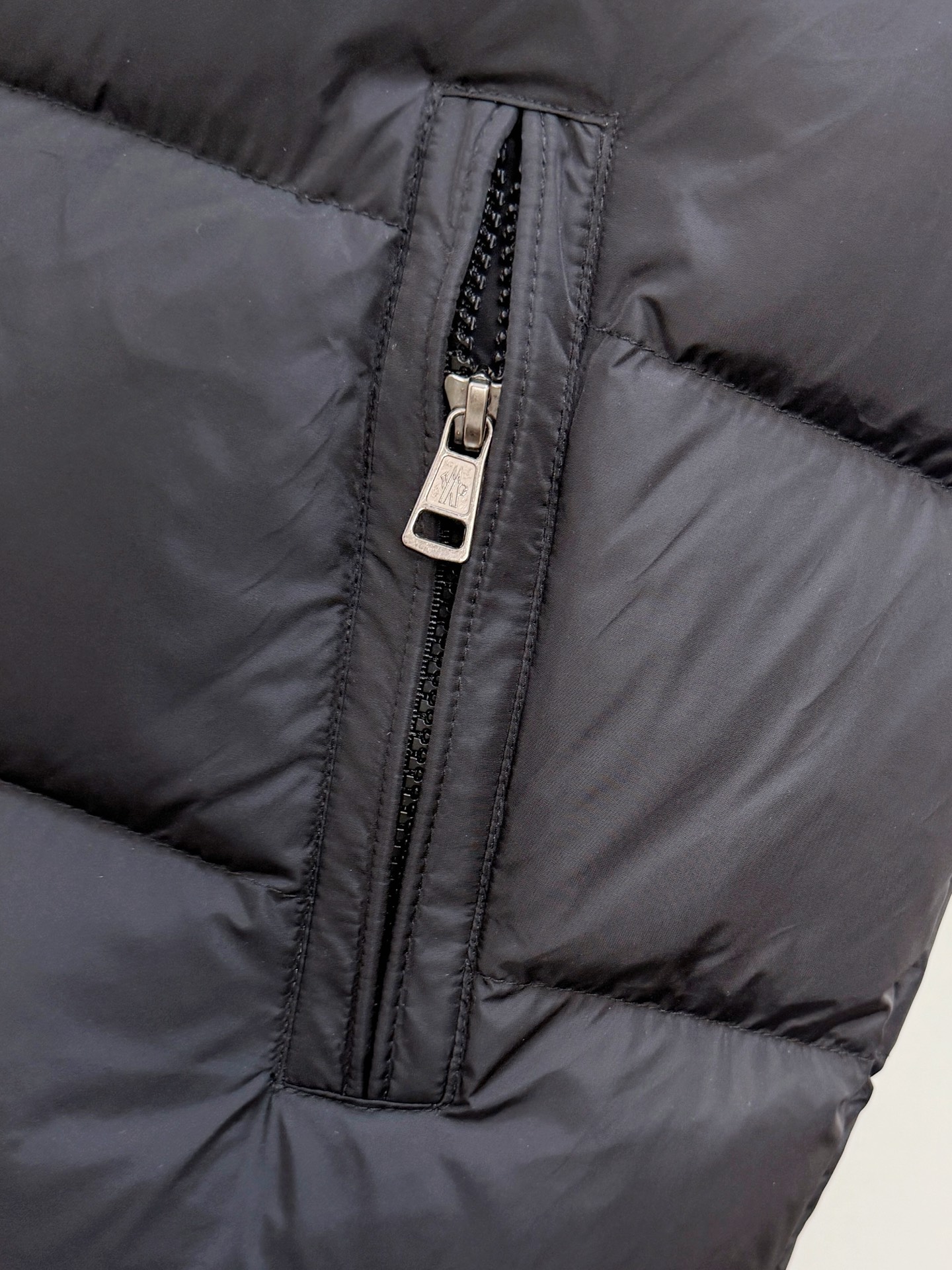 Moncler Couple Down Jacket Goose Down S-m-l