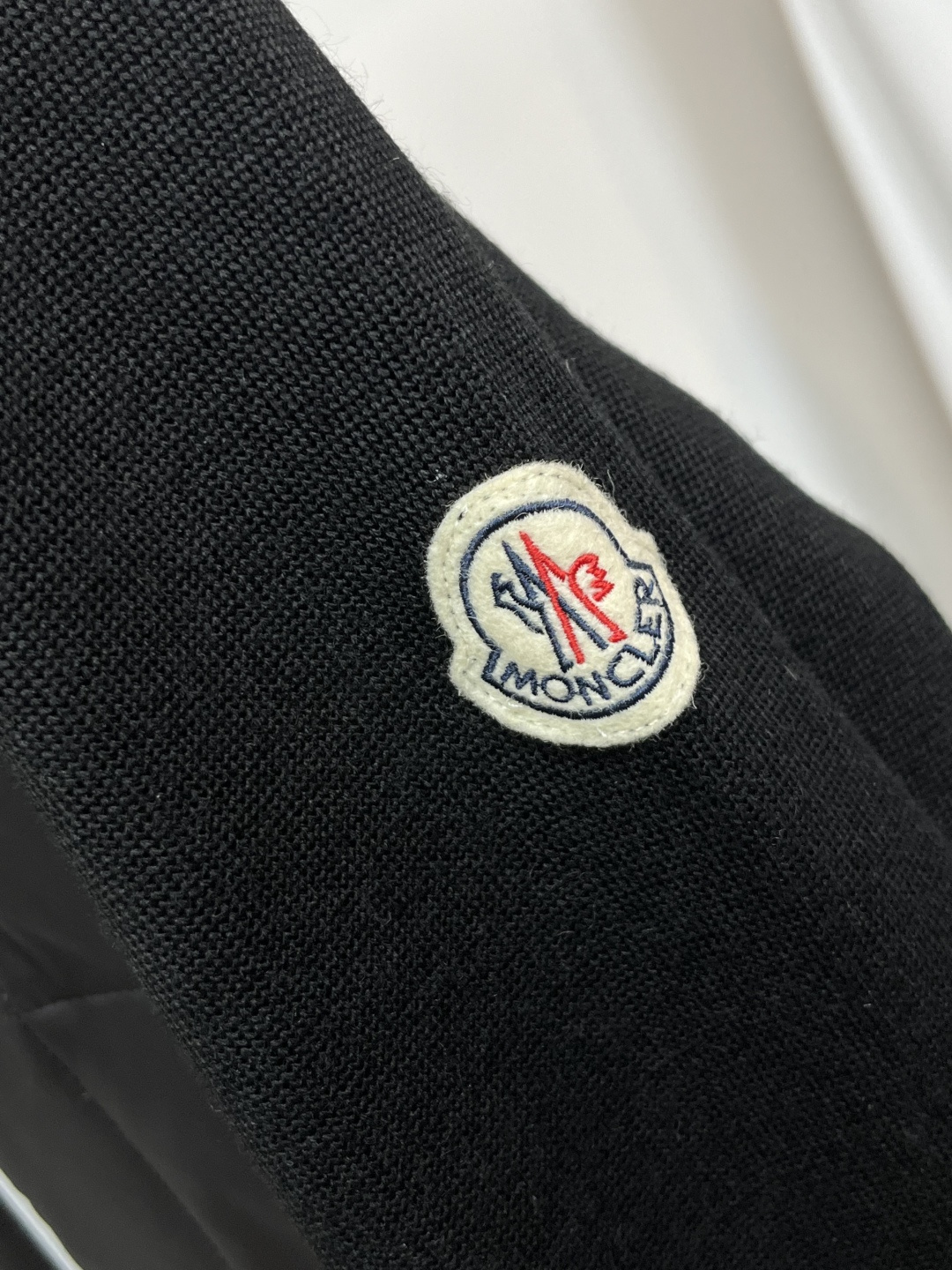 Moncler Male Down Jacket White Duck Down Slim Fit M