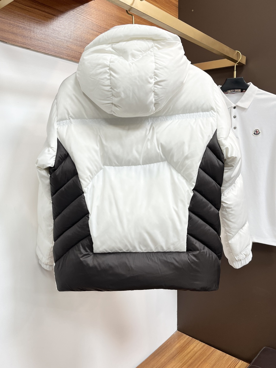 Moncler Male Down Jacket White Duck Down Slim Fit M-l