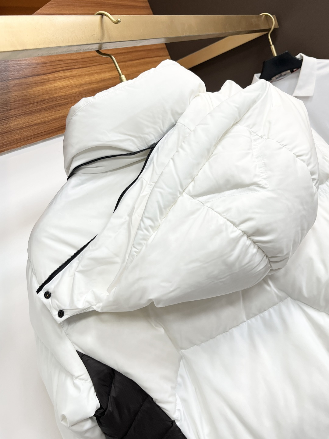Moncler Male Down Jacket White Duck Down Slim Fit M-l