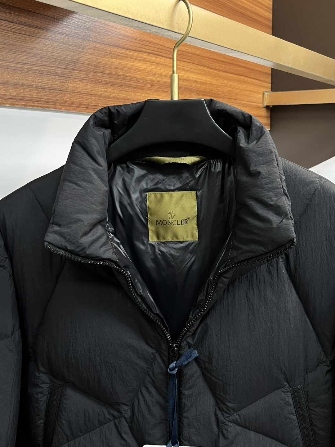 Moncler Male Down Jacket White Duck Down Slim Fit M-l