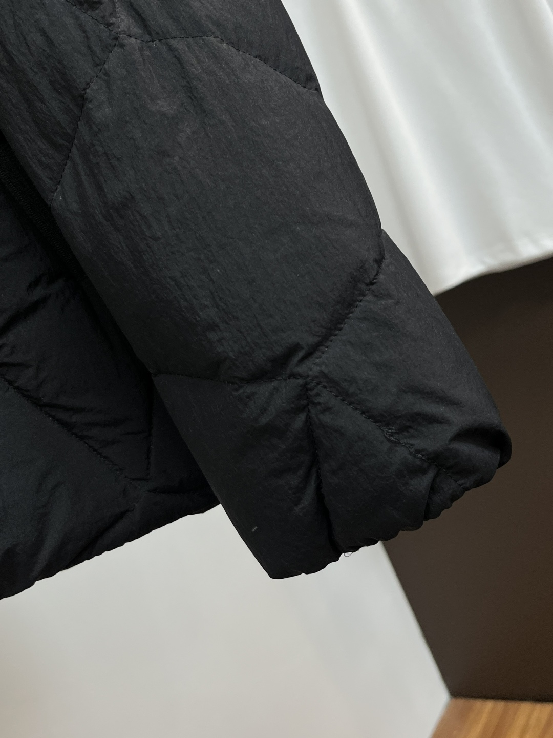 Moncler Male Down Jacket White Duck Down Slim Fit M-l
