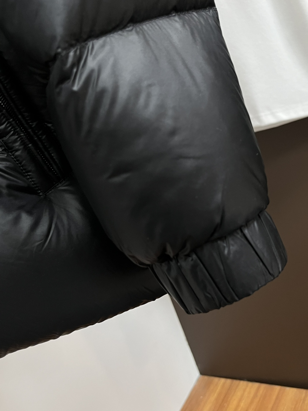 Moncler Male Down Jacket White Duck Down Slim Fit M-l