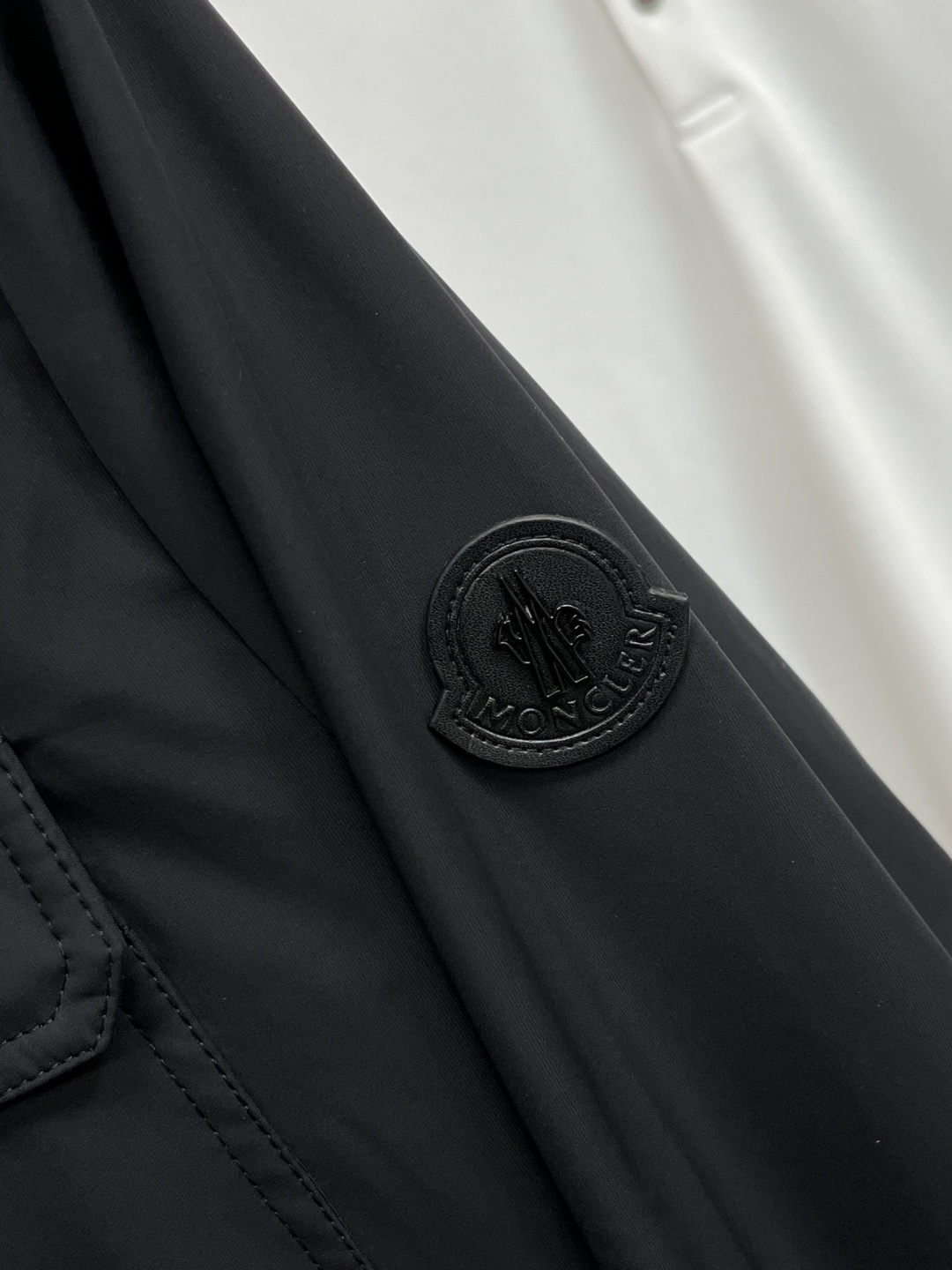 Moncler Male Down Jacket White Duck Down Slim Fit M-l