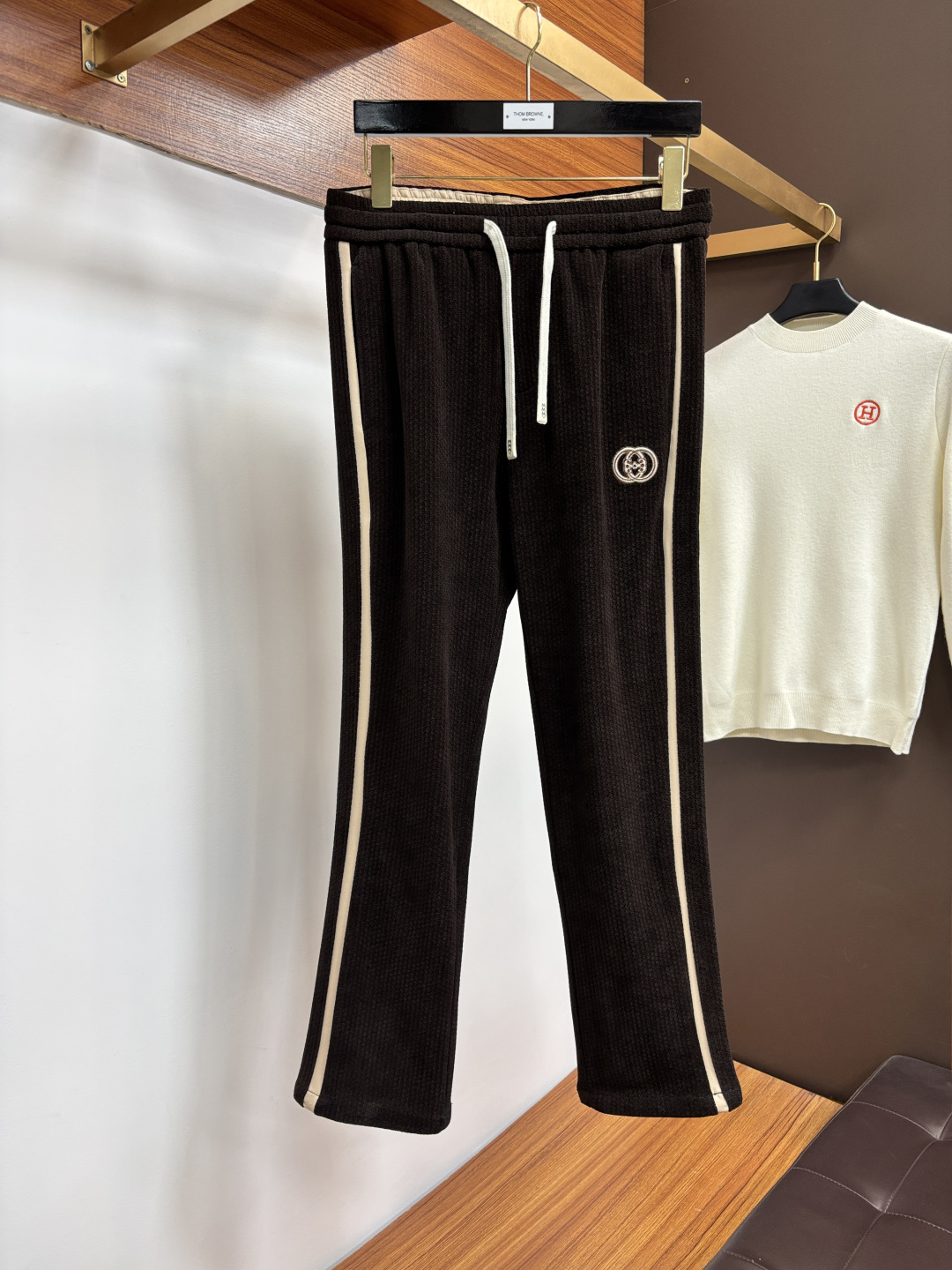 Gucci Basic Clothing S-l