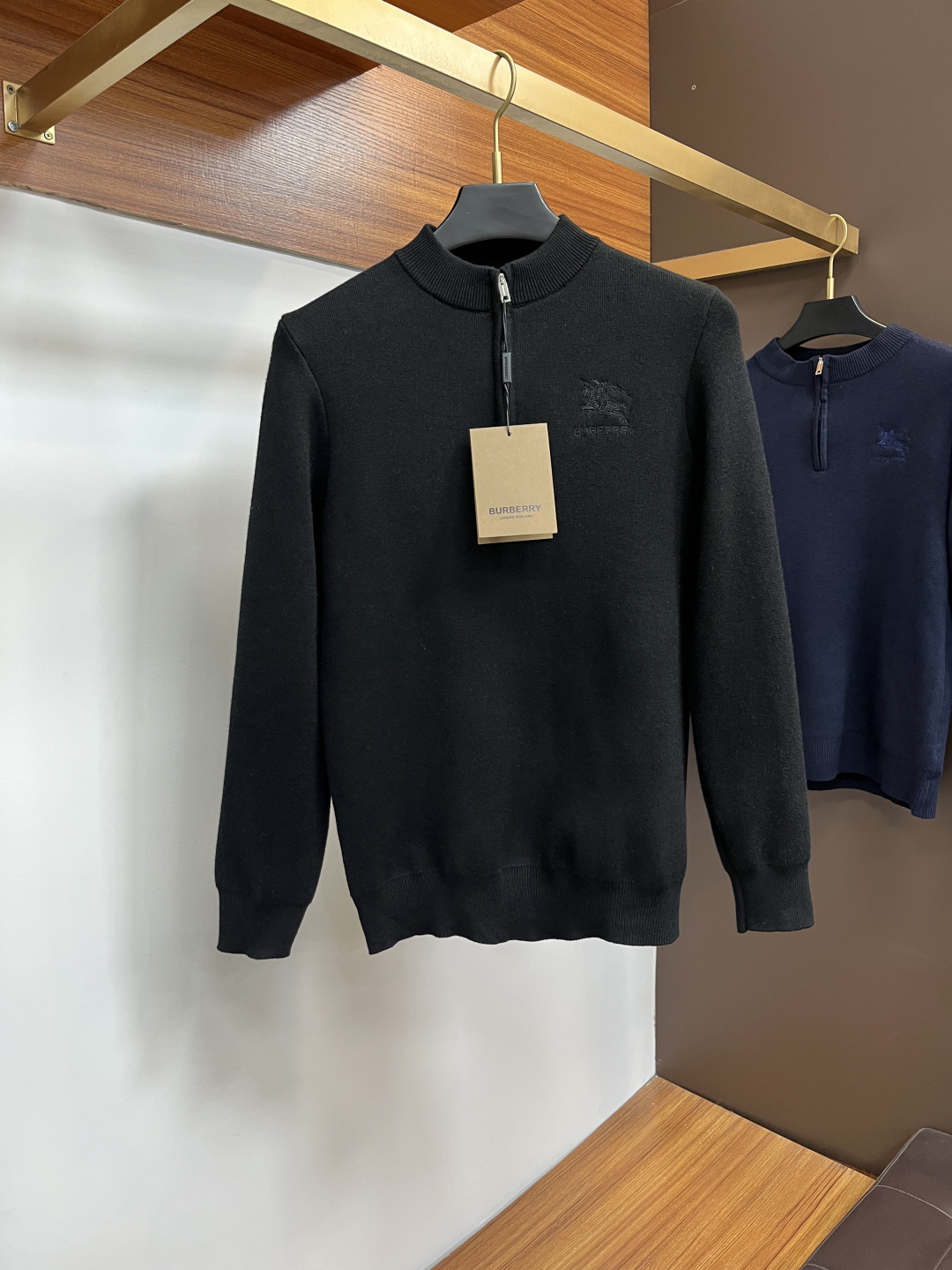 Burberry Basic Clothing Wool M-l-xl