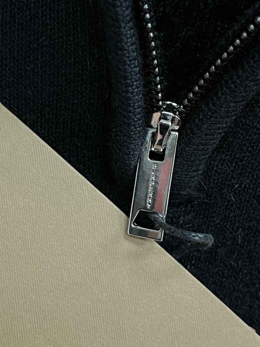 Burberry Basic Clothing Wool M-l-xl