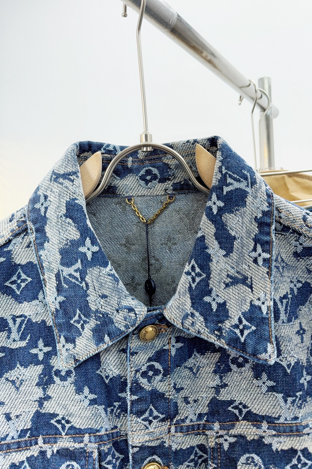 Louis Vuitton Basic Clothing Blue Loose Fit S-l-xl